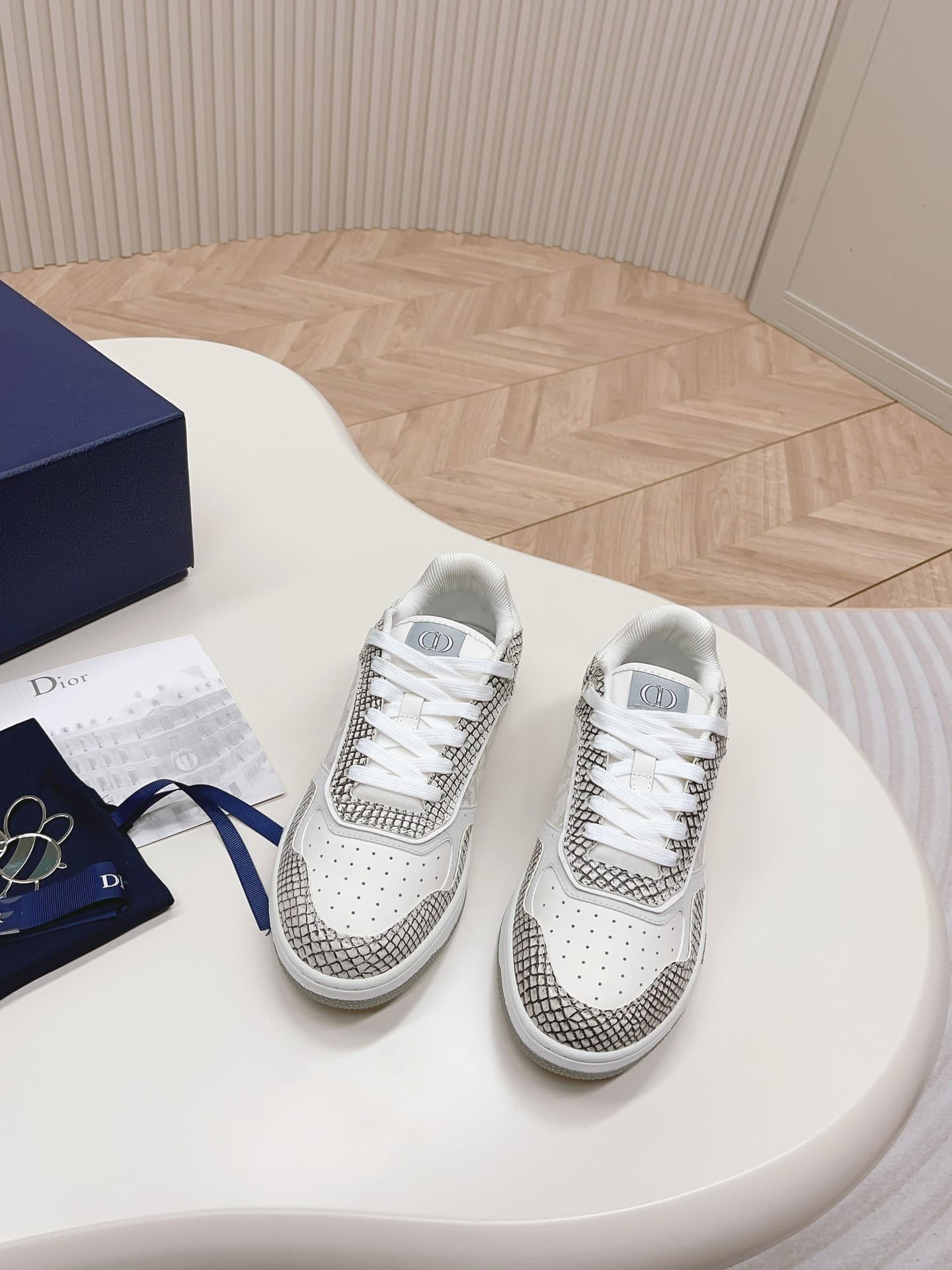 DR B27 sneaker
