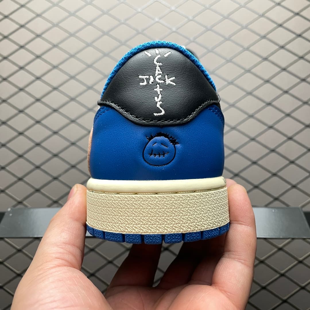 JRD1 Fragment x Travis Scott DM7866-140