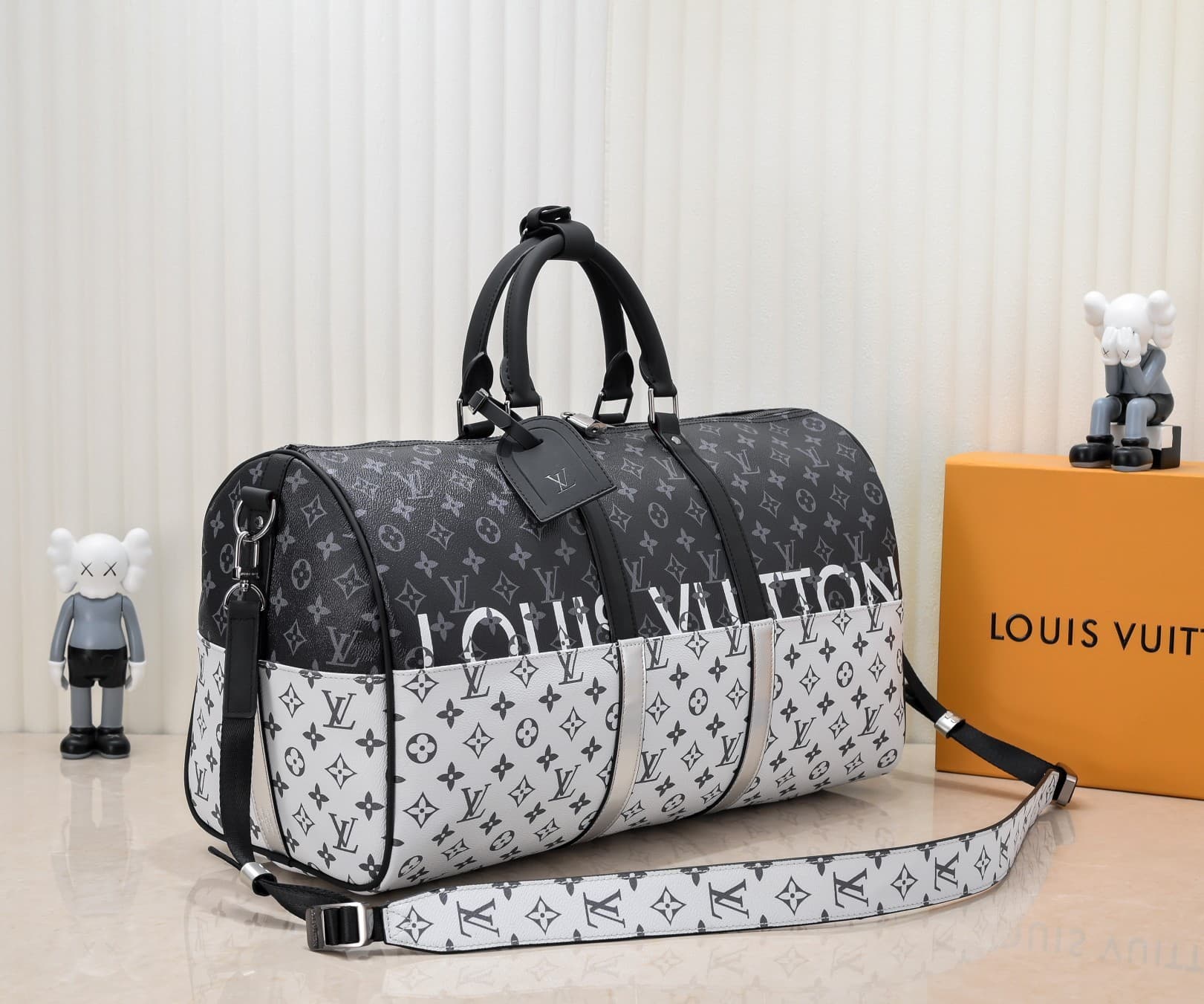 L X V Keepall Travelling bag M43412 Size:50x29x23cm