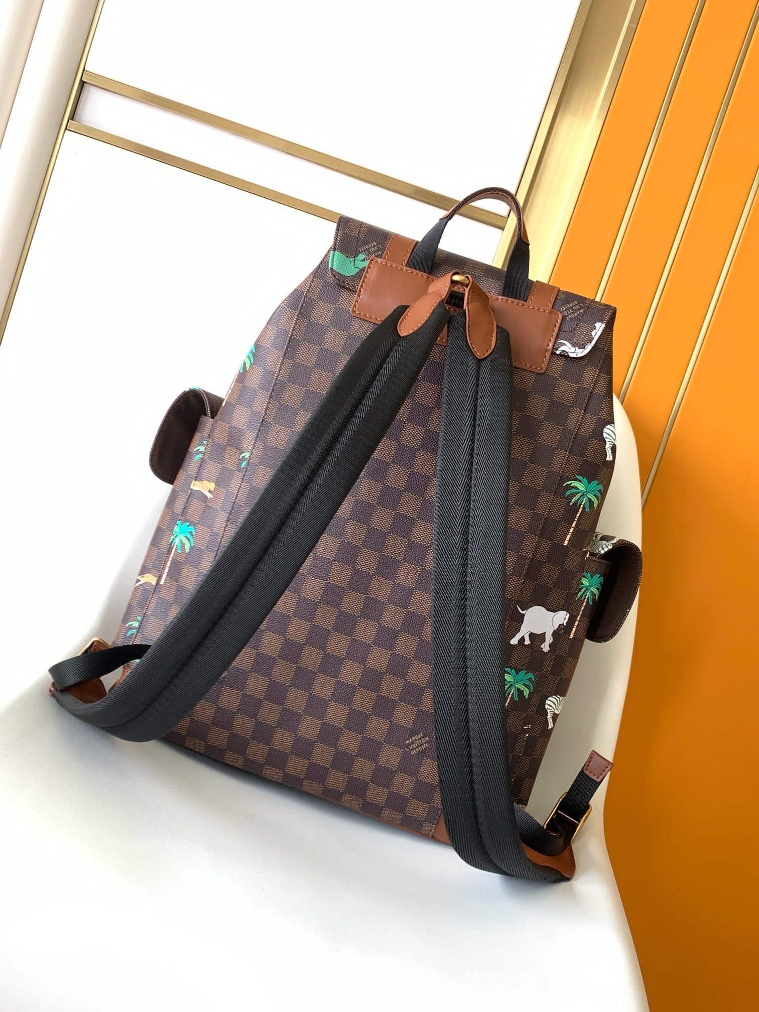 L X V CHRISTOPHER Backpack Size:41x48x13cm