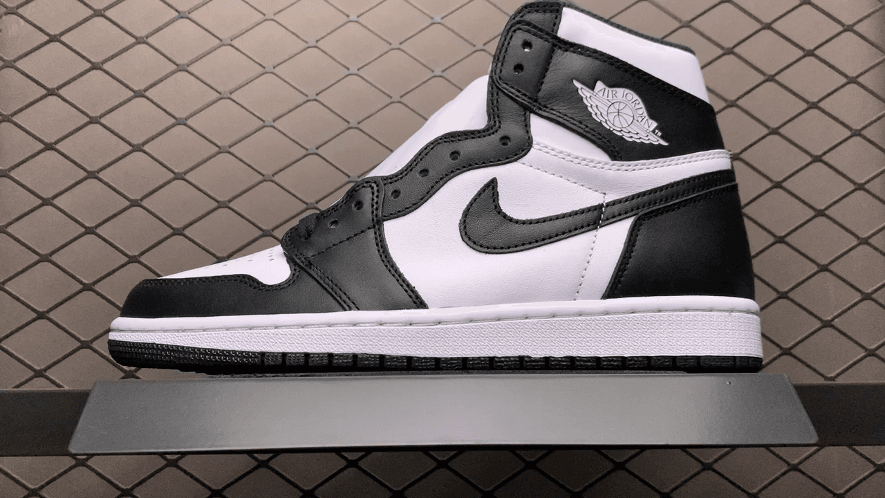 JRD1 Retro Black White 555088-010