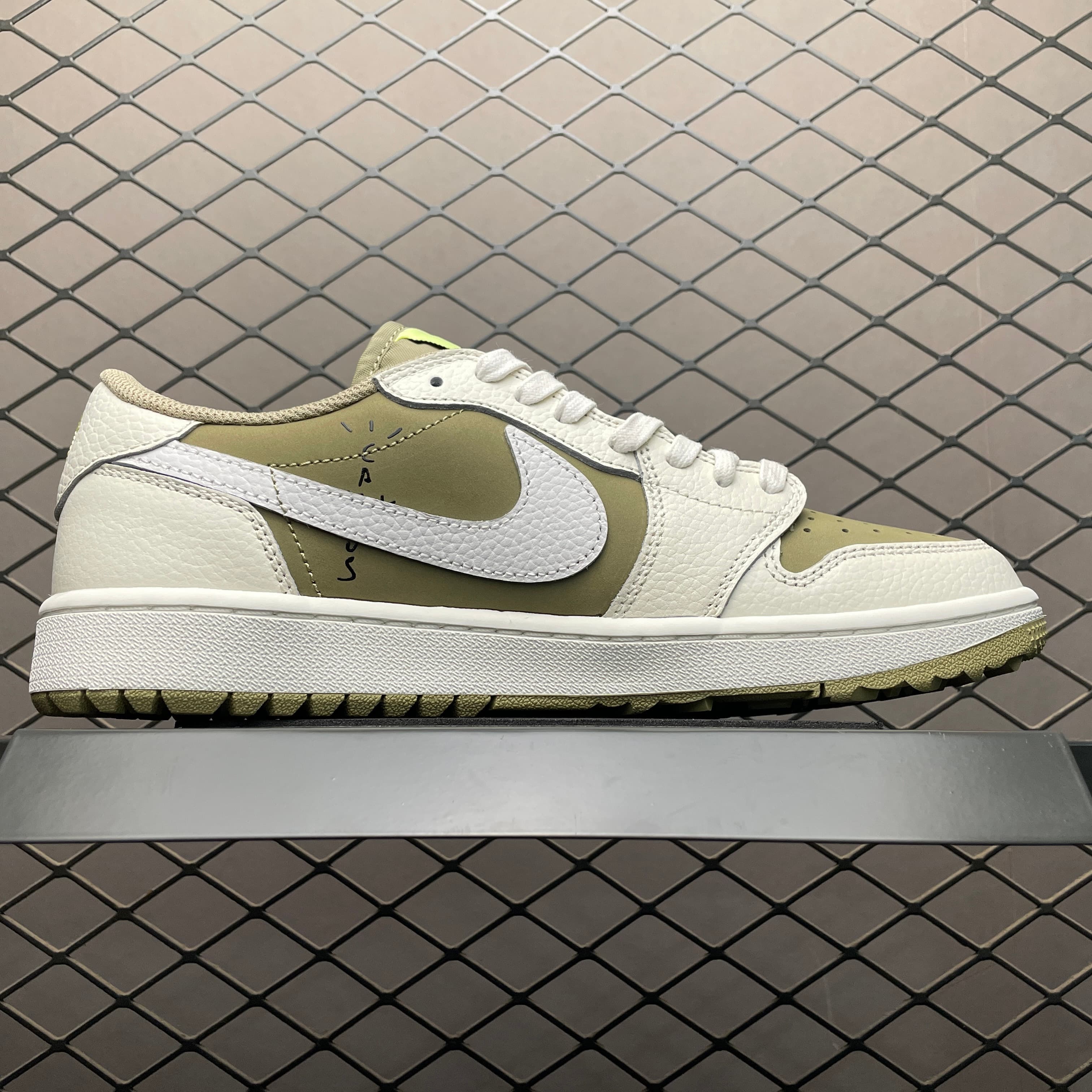 Travis Scott x Air JRD 1 Low Golf FZ3124-200.