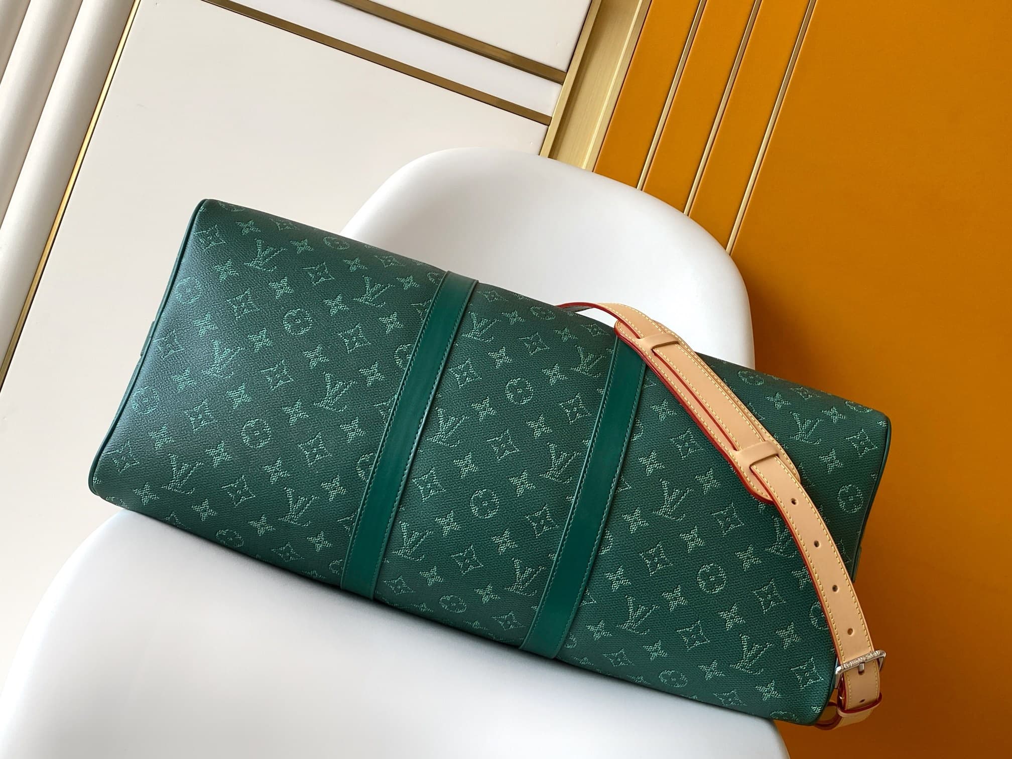 L X V Keepall M26865 29X23X50CM