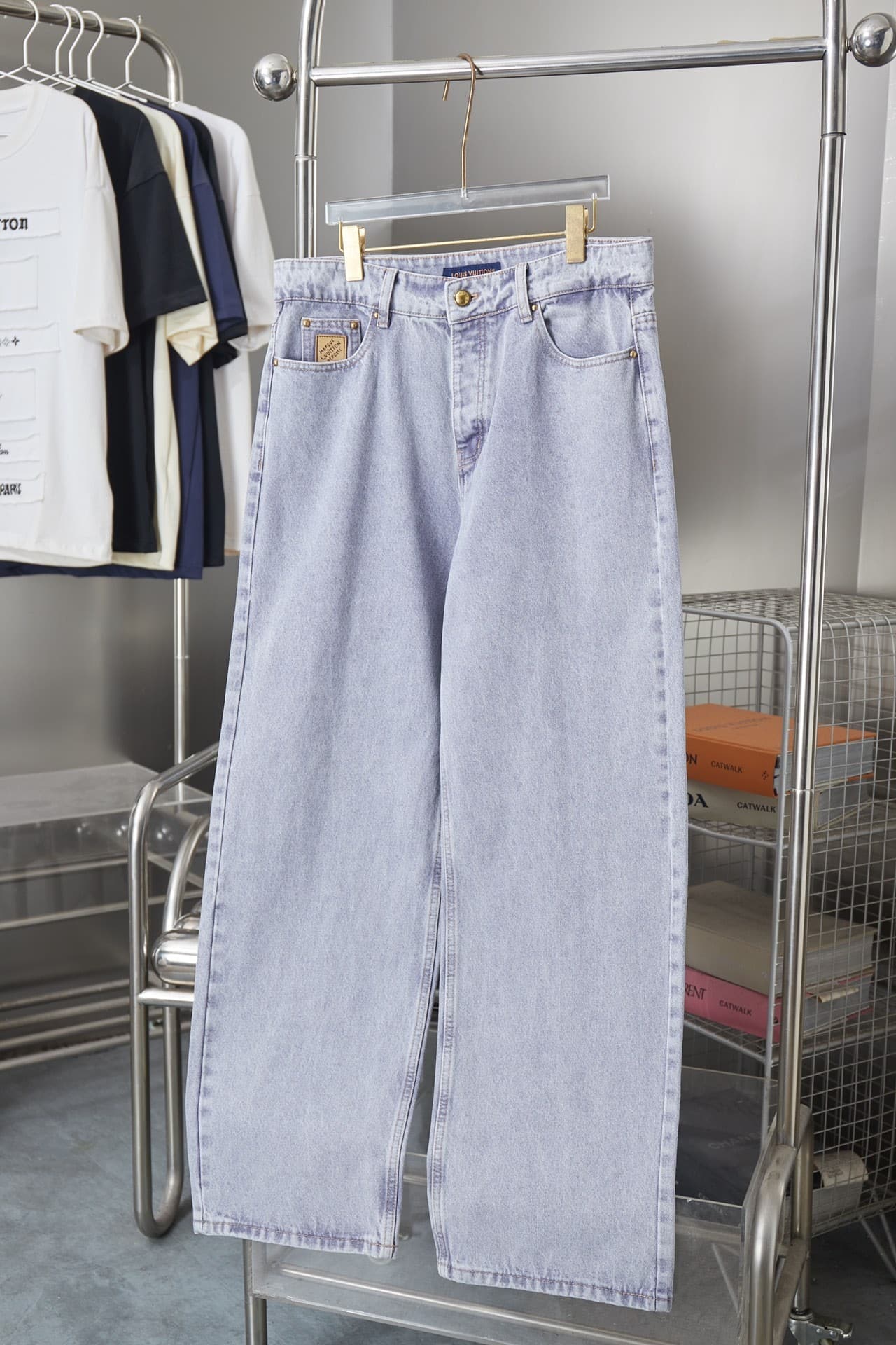 L X V Jeans