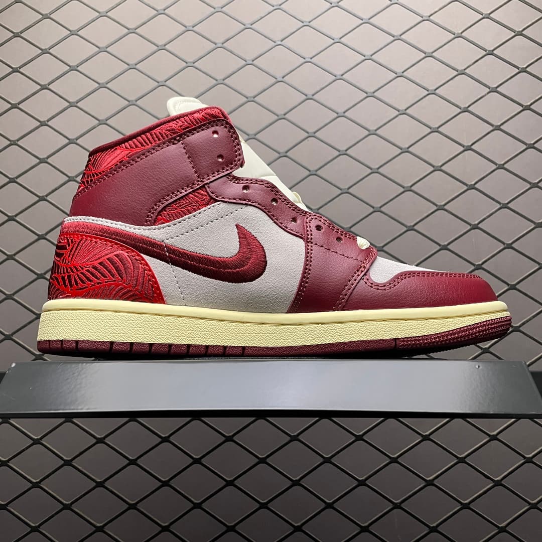 JRD 1 Mid SE Tiki Leaf Team Red DZ2820-601