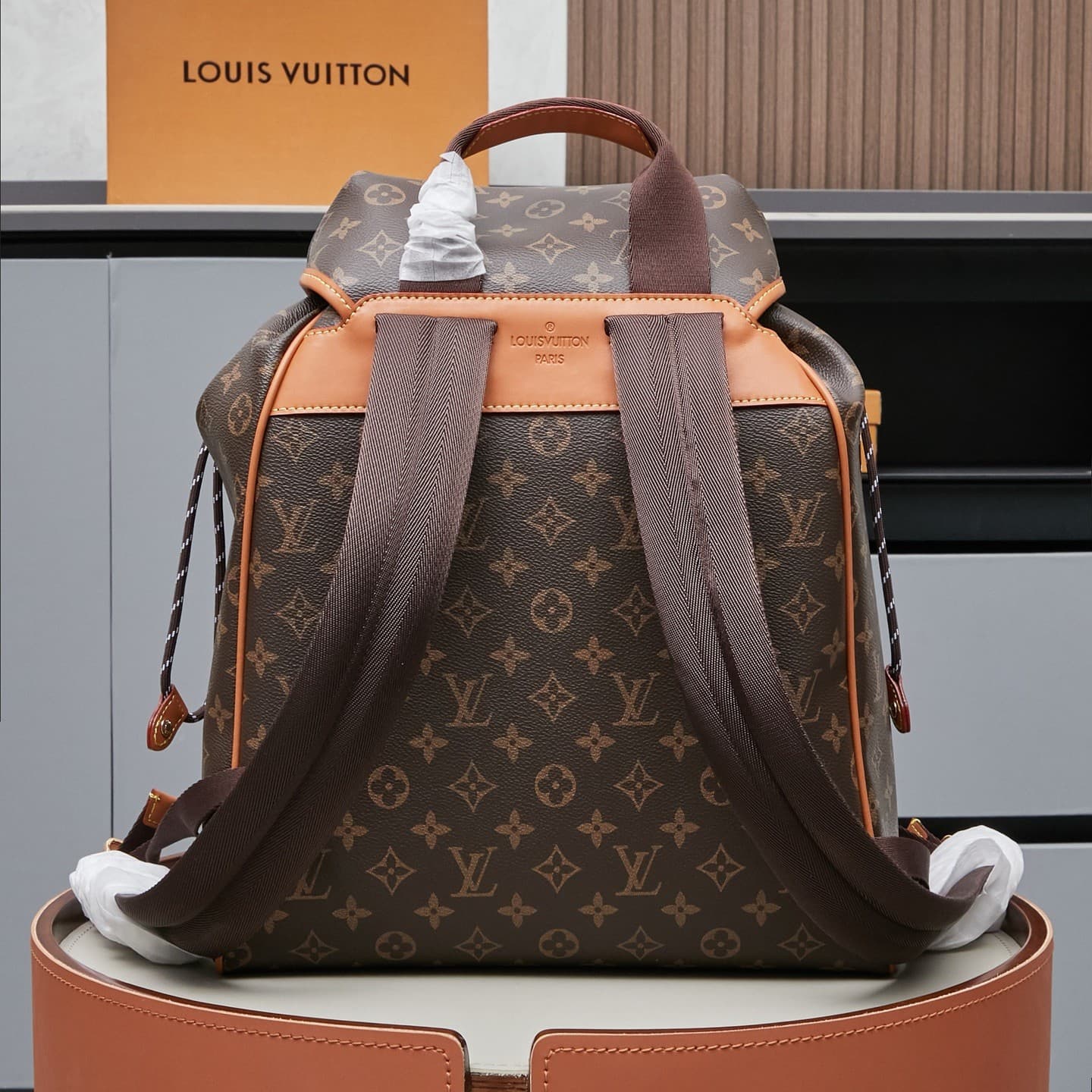 L X V Montsouris Cargo Backpack M14015 Size:40x17x34cm