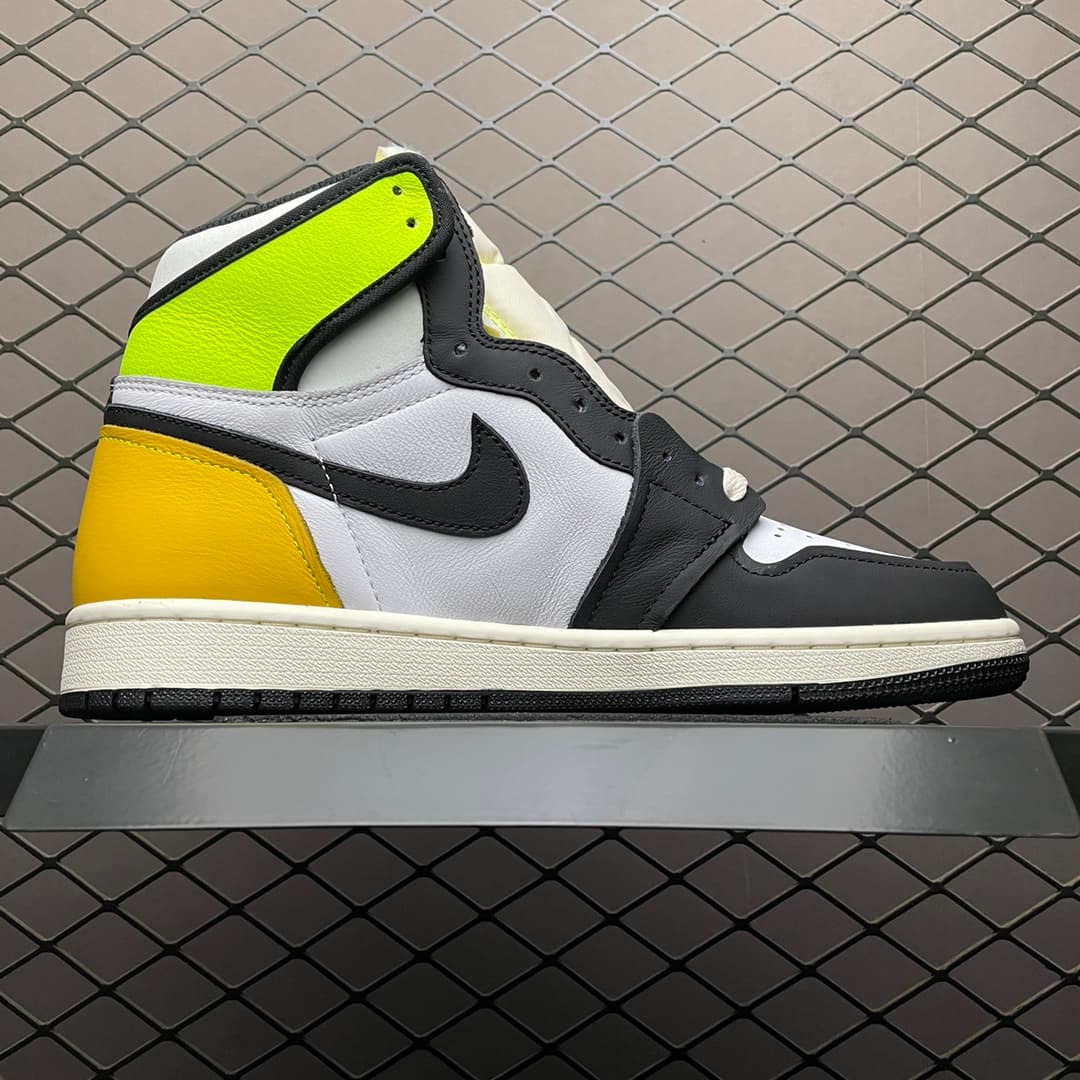 JRD1 White Black Volt University Gold 555088-118
