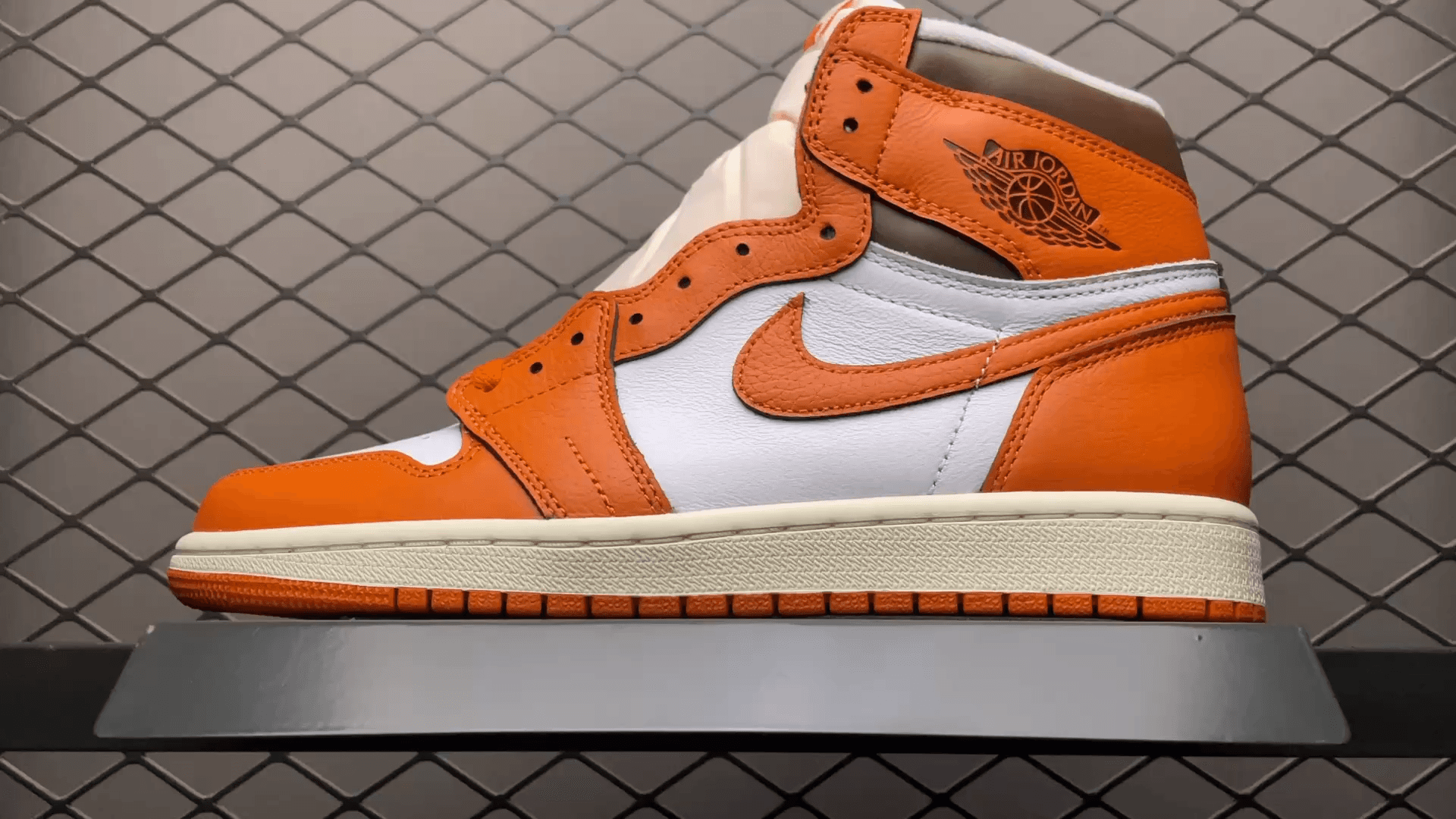 JRD 1 Retro High OG Starfish DO9369-101