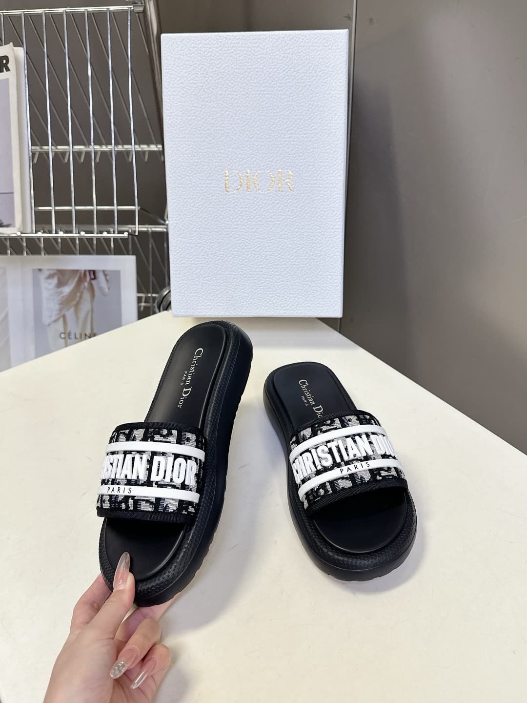 DR Slipper