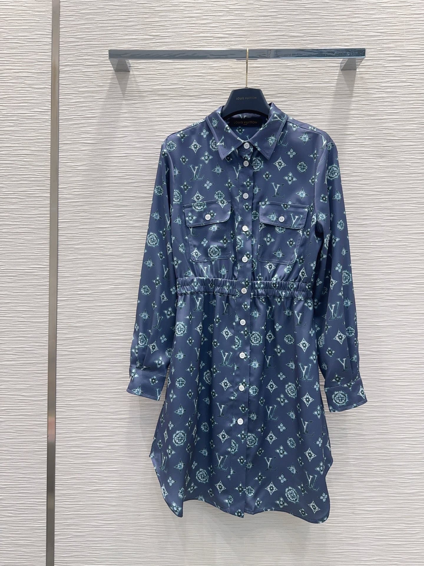 L X V Long sleeve dress(Women's style)