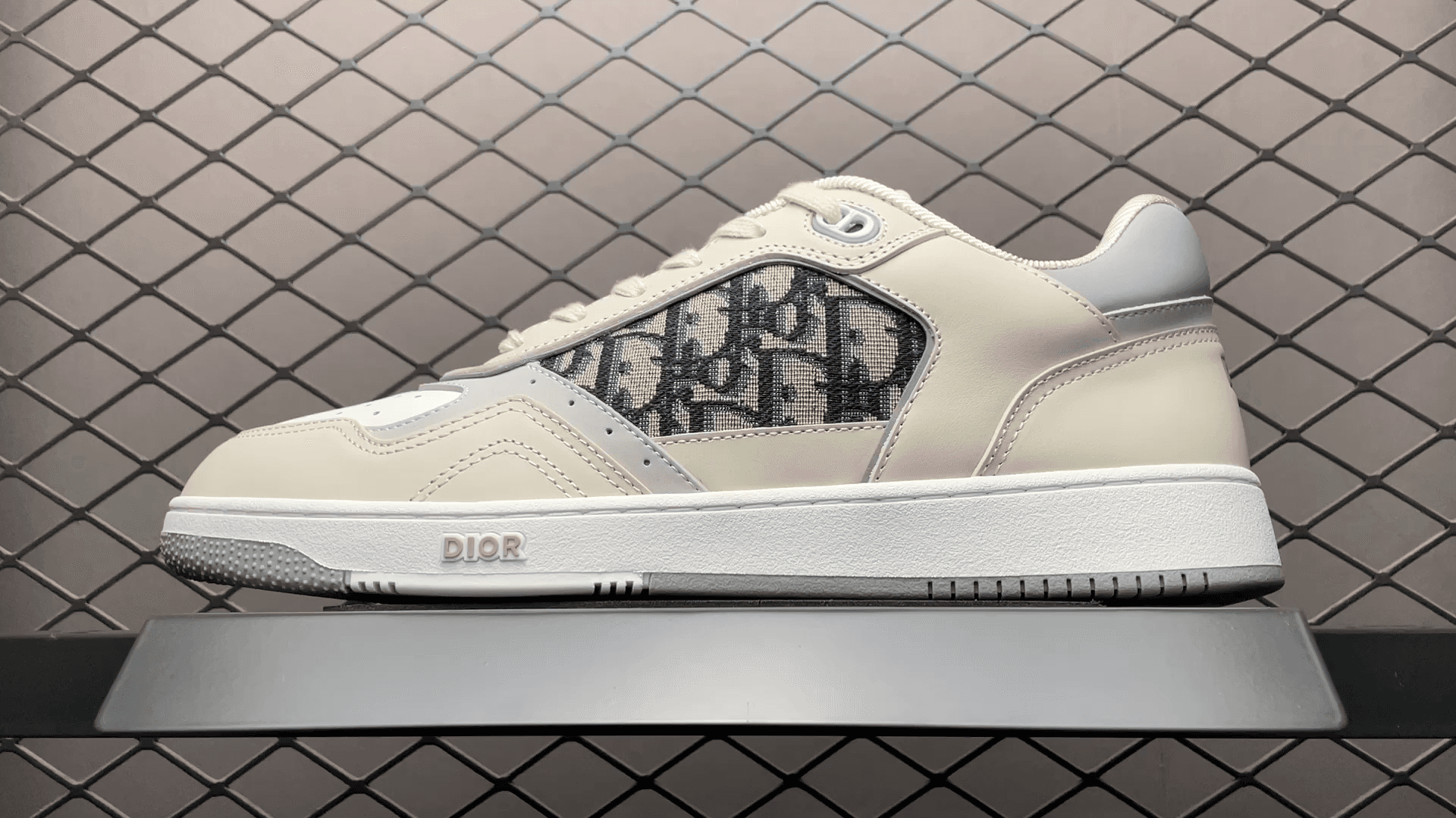 DR B27 sneaker