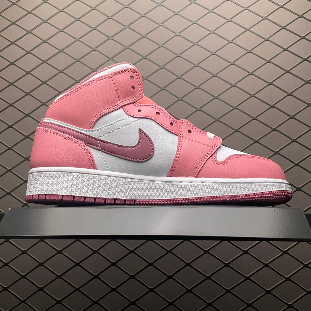 JRD 1 Mid Valentine's Day DQ8423-616