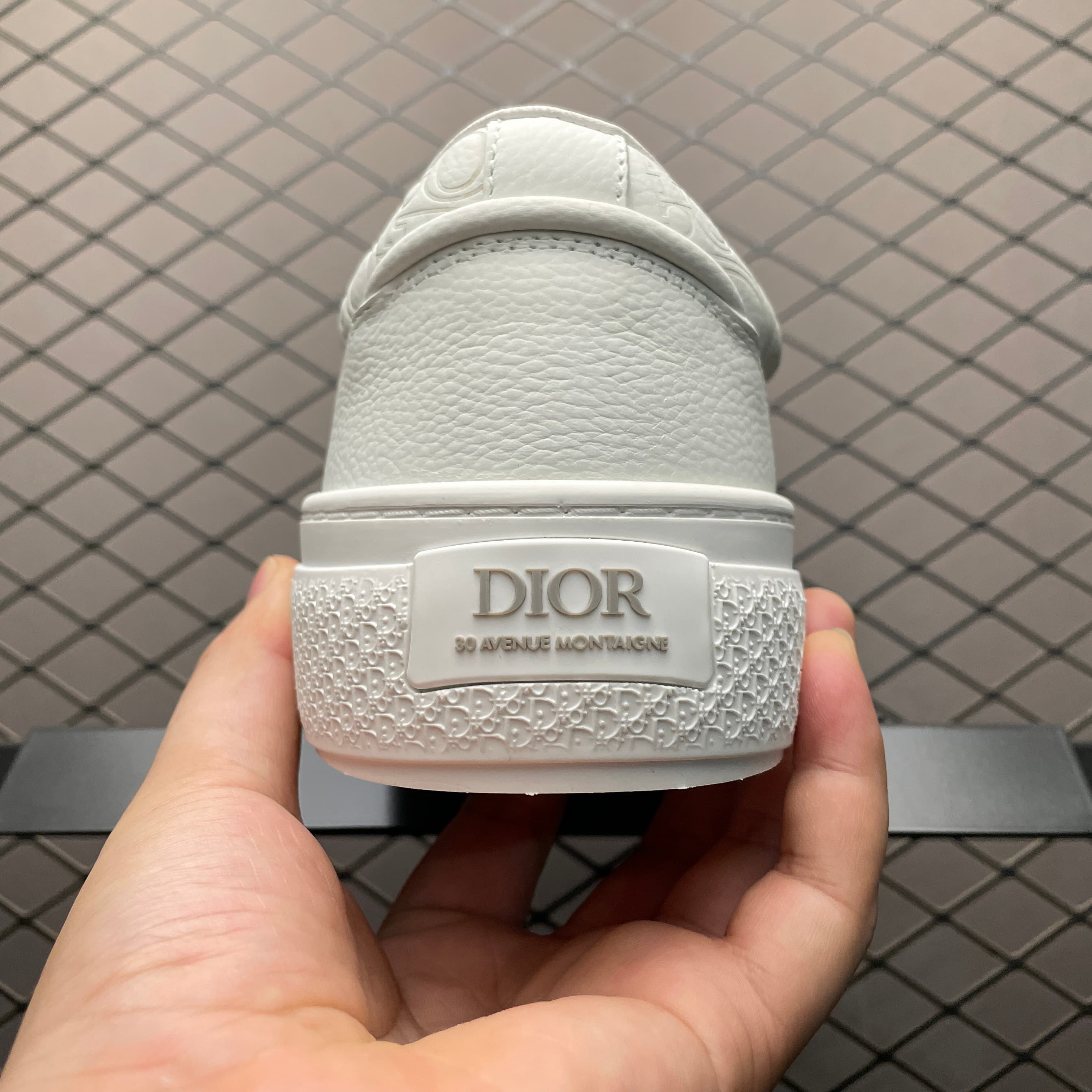 DR B33 Sneaker