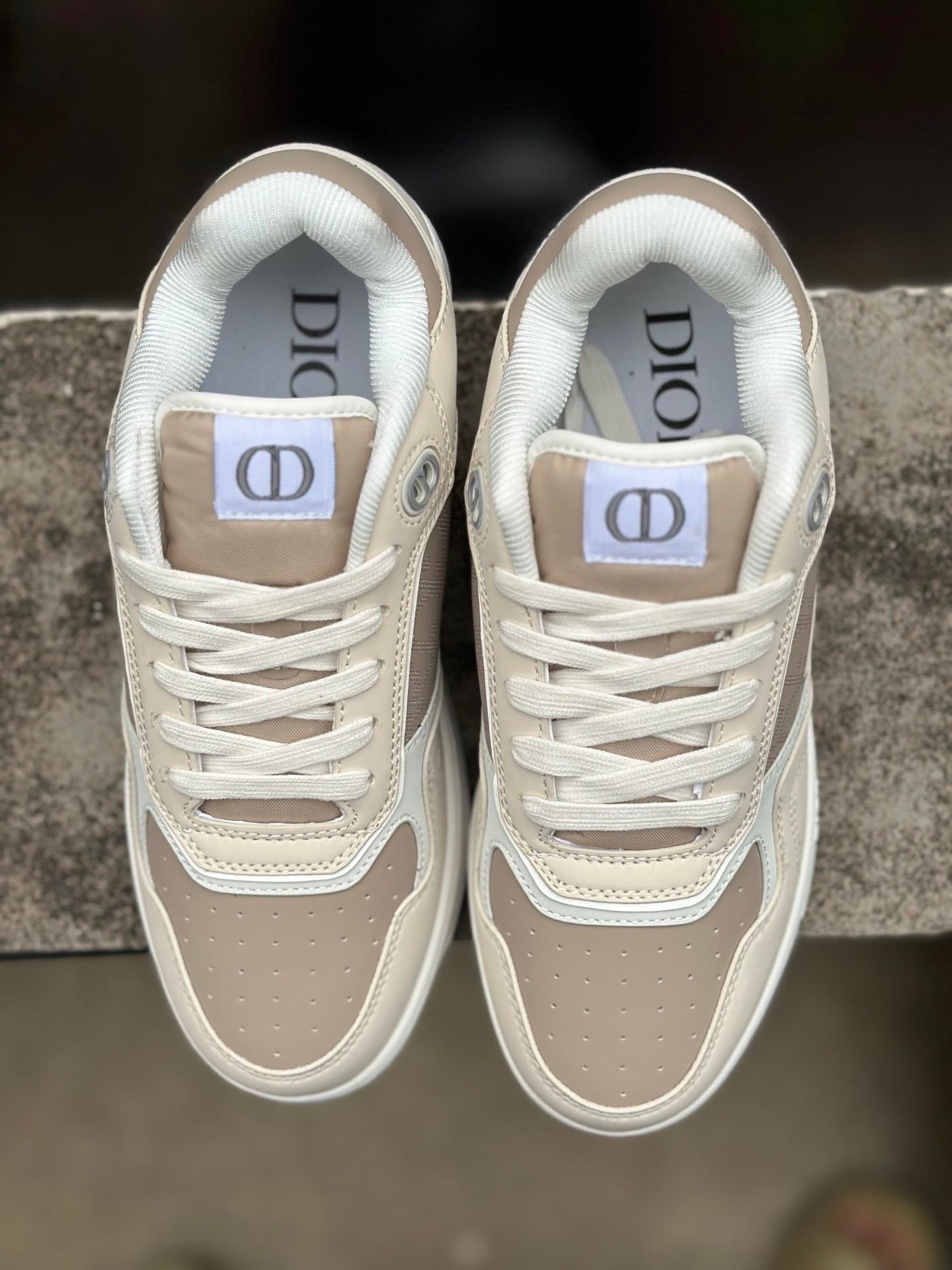 DR B27 Sneaker