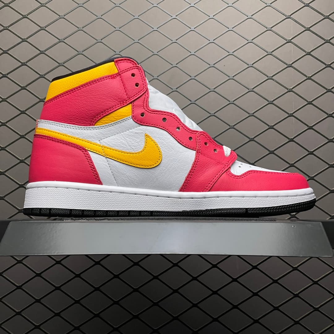 JRD1 OG Light Fusion Red 555088-603