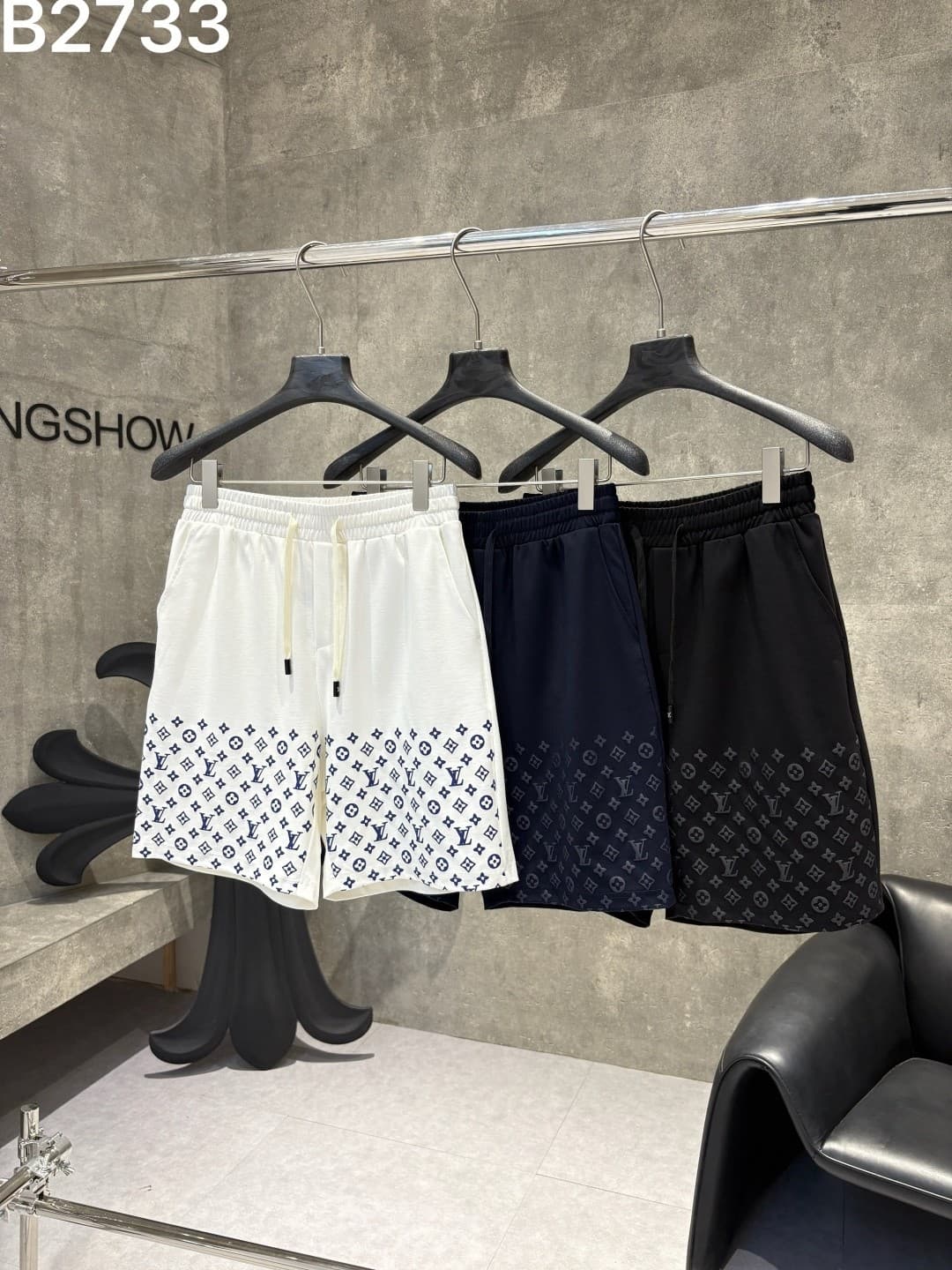 L X V shorts(Multiple colors)