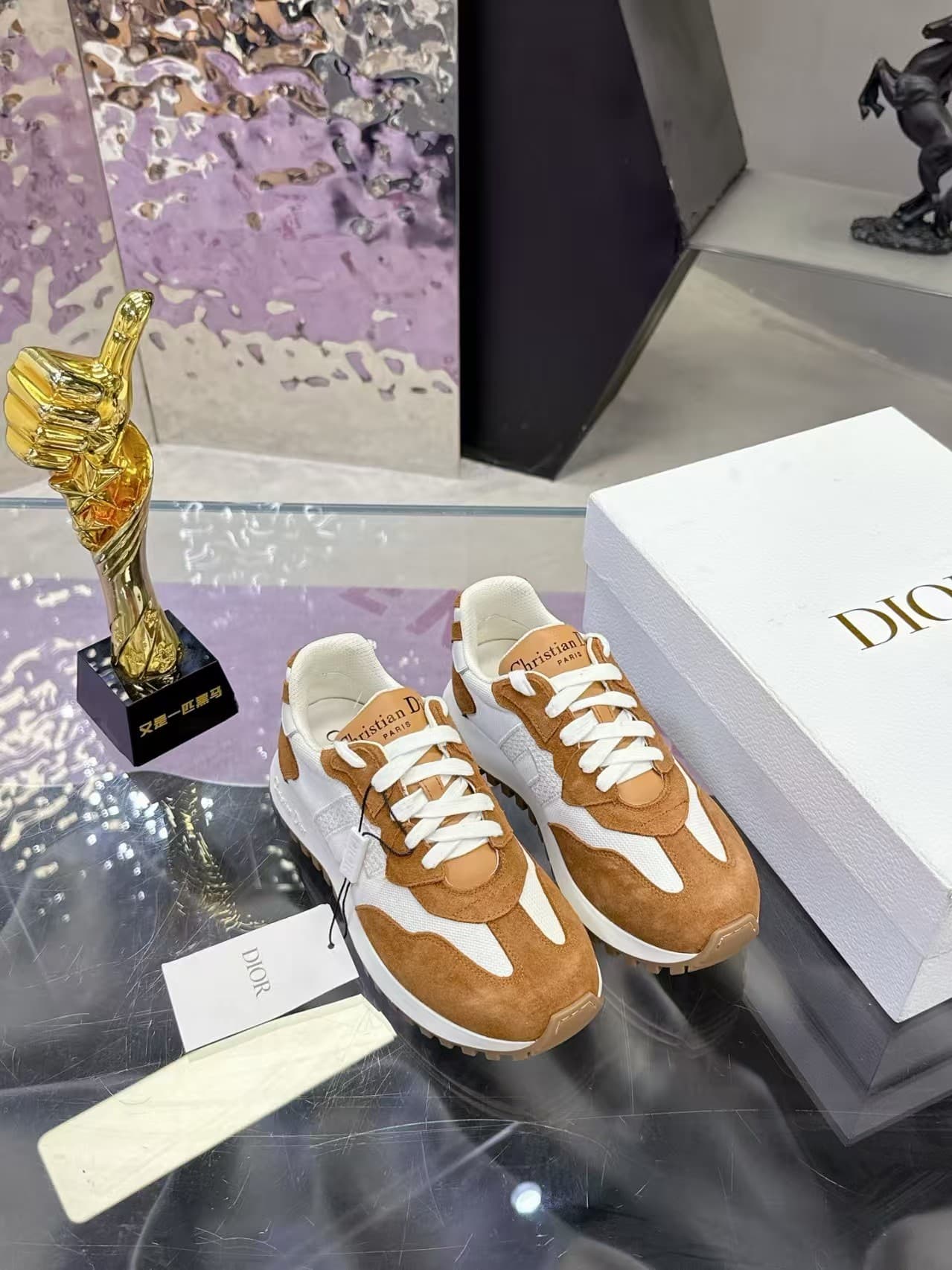 DR Sneaker(Women's style)