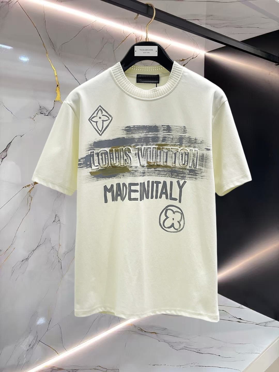 L X V T-shirt