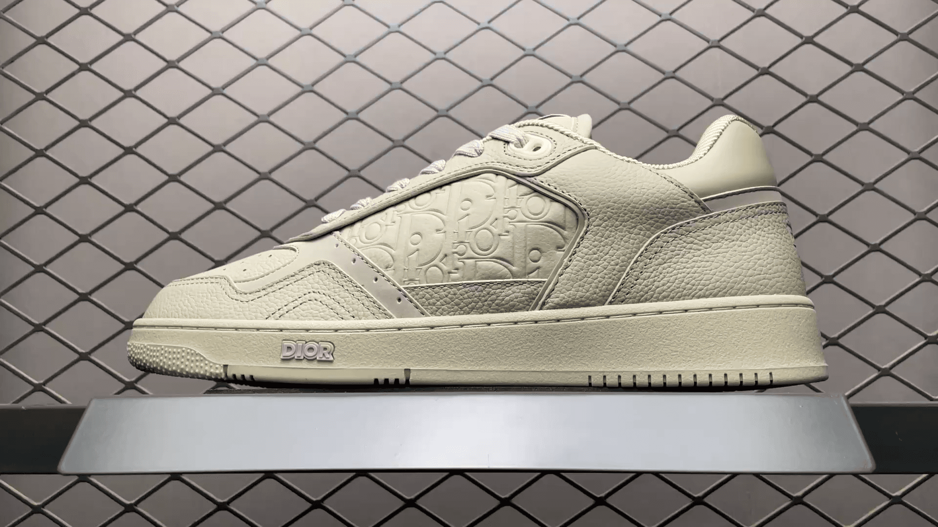 DR B27 Oblique Sneakers