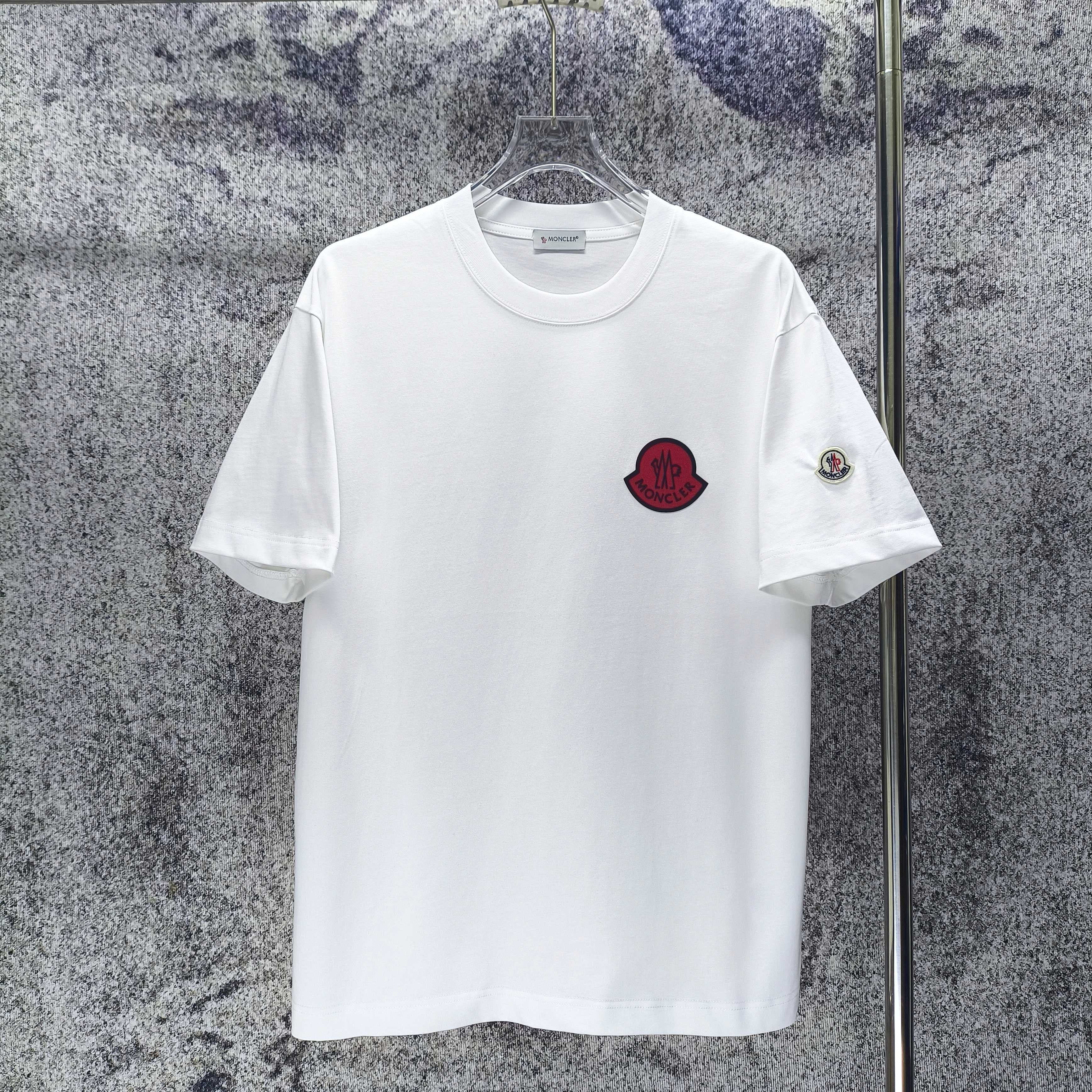 MONC T-Shirt
