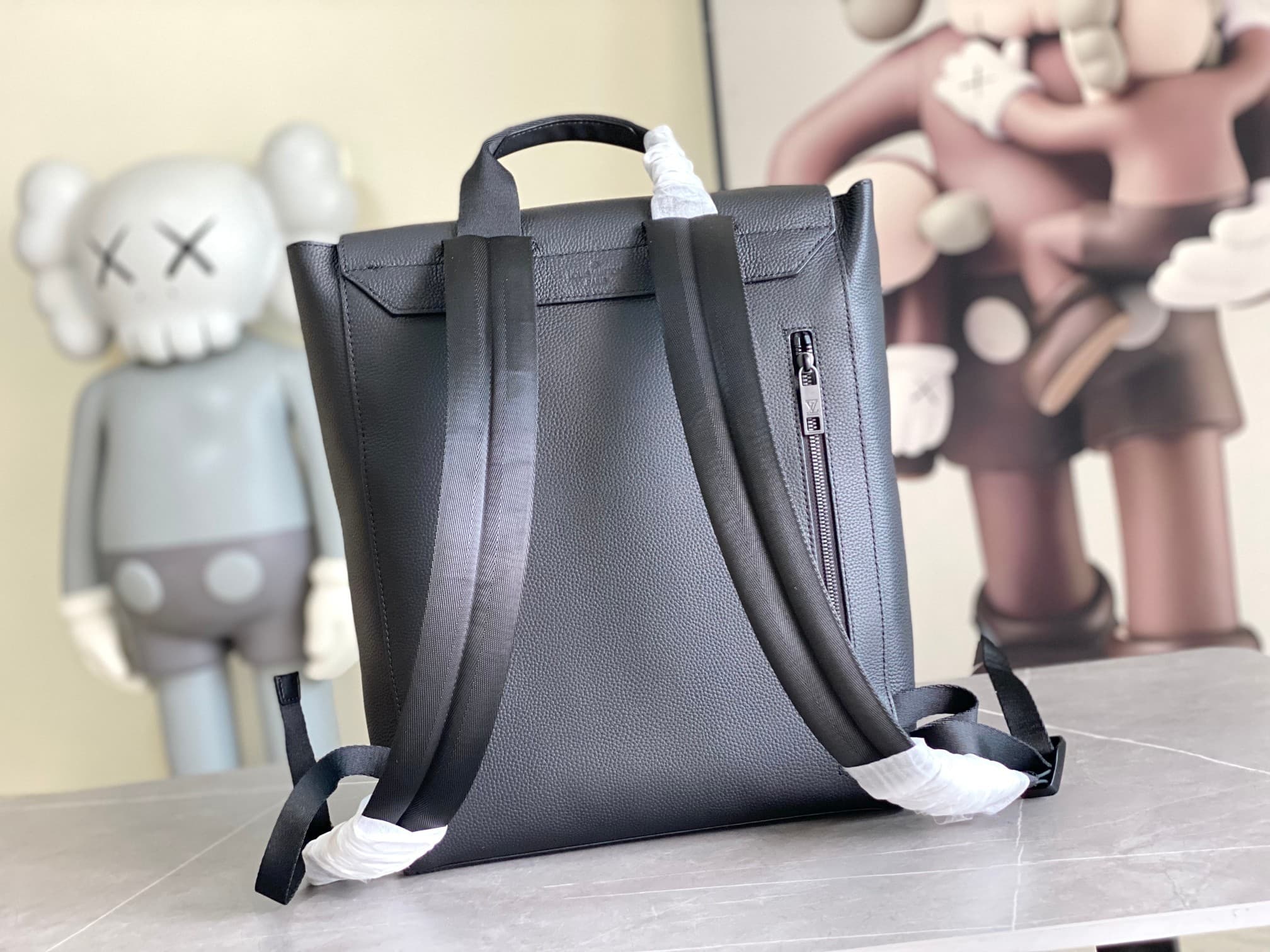 L X V Backpack M21367 38x33x12cm