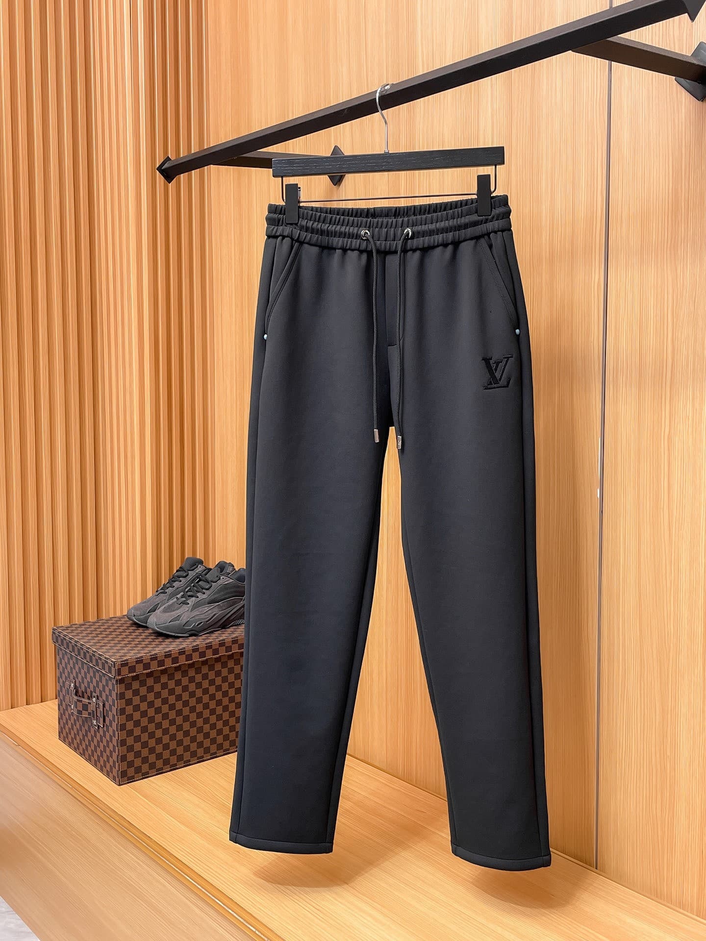 L X V Casual pants