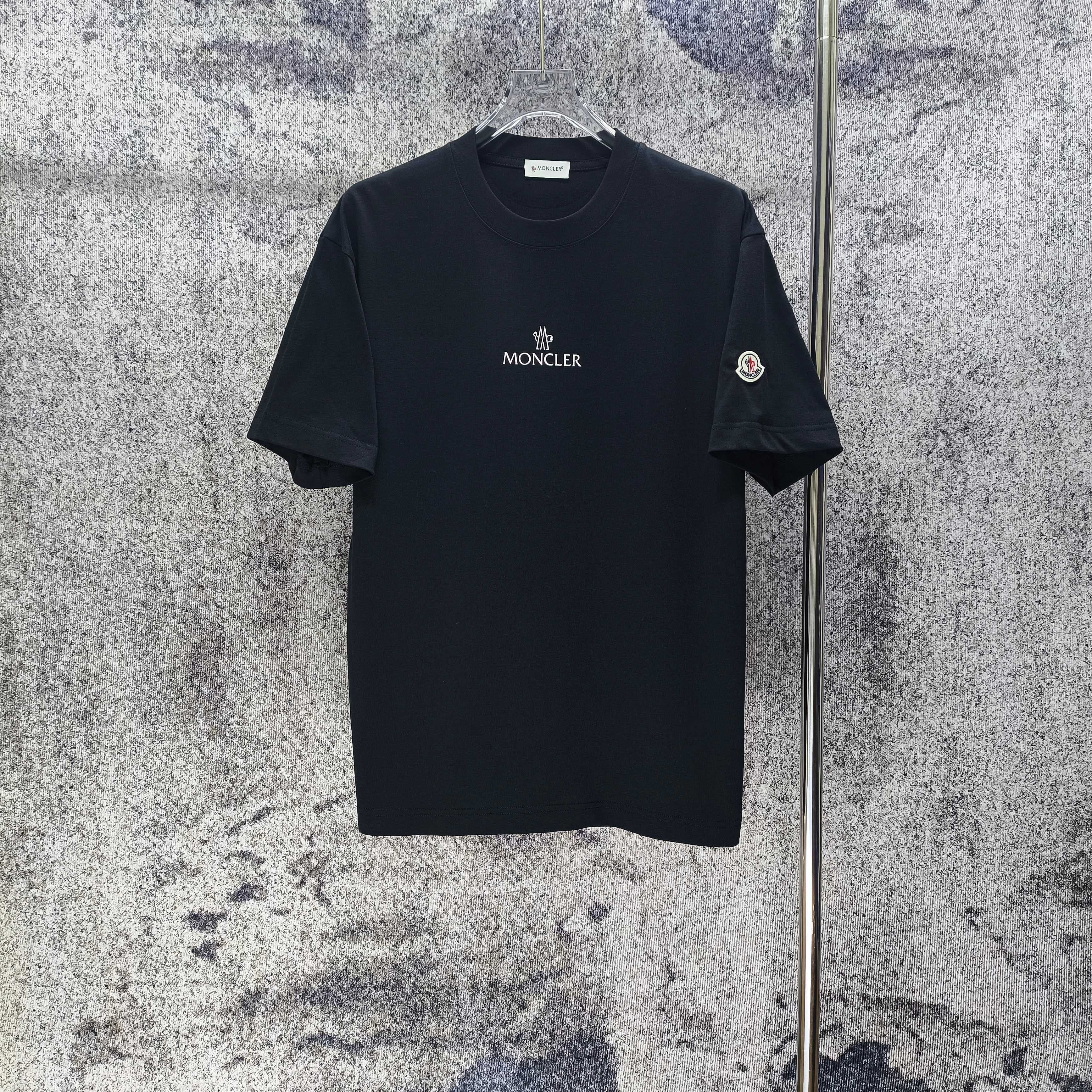 MONC T-Shirt