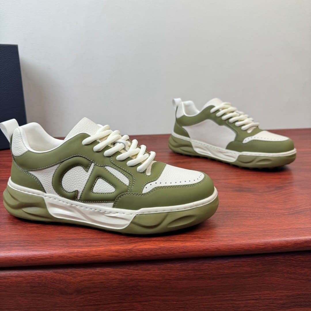 DR Sneaker