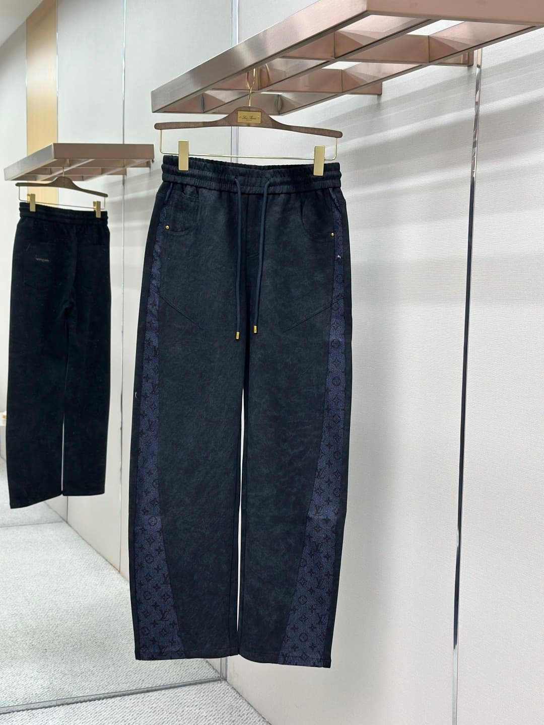 L X V Trousers