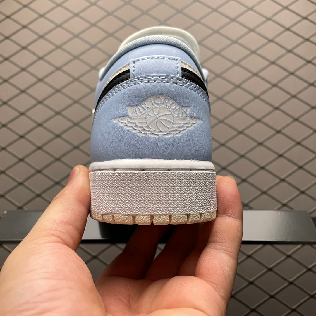 JRD 1 Low Ice Blue Black 554723-401
