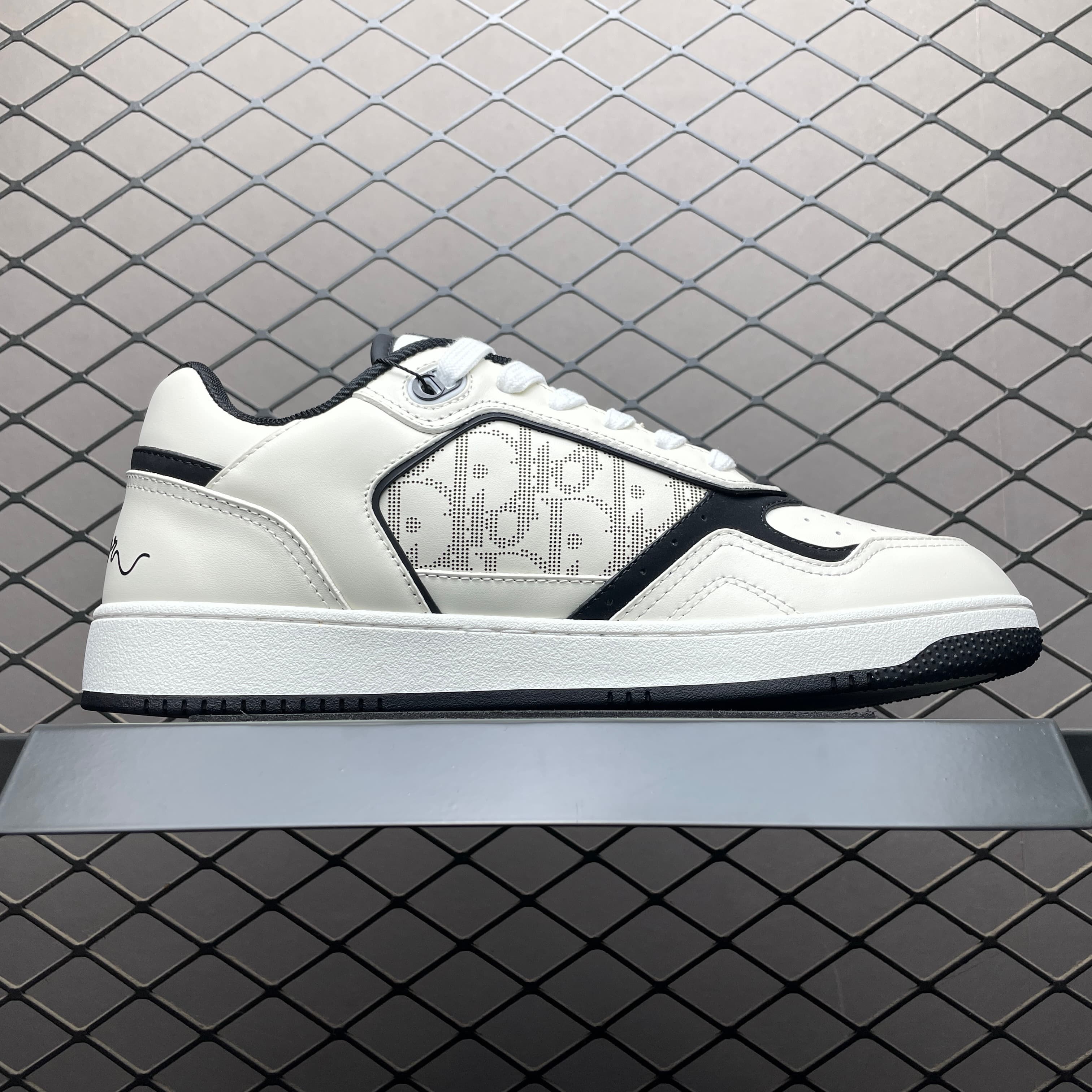 DR B27 sneaker