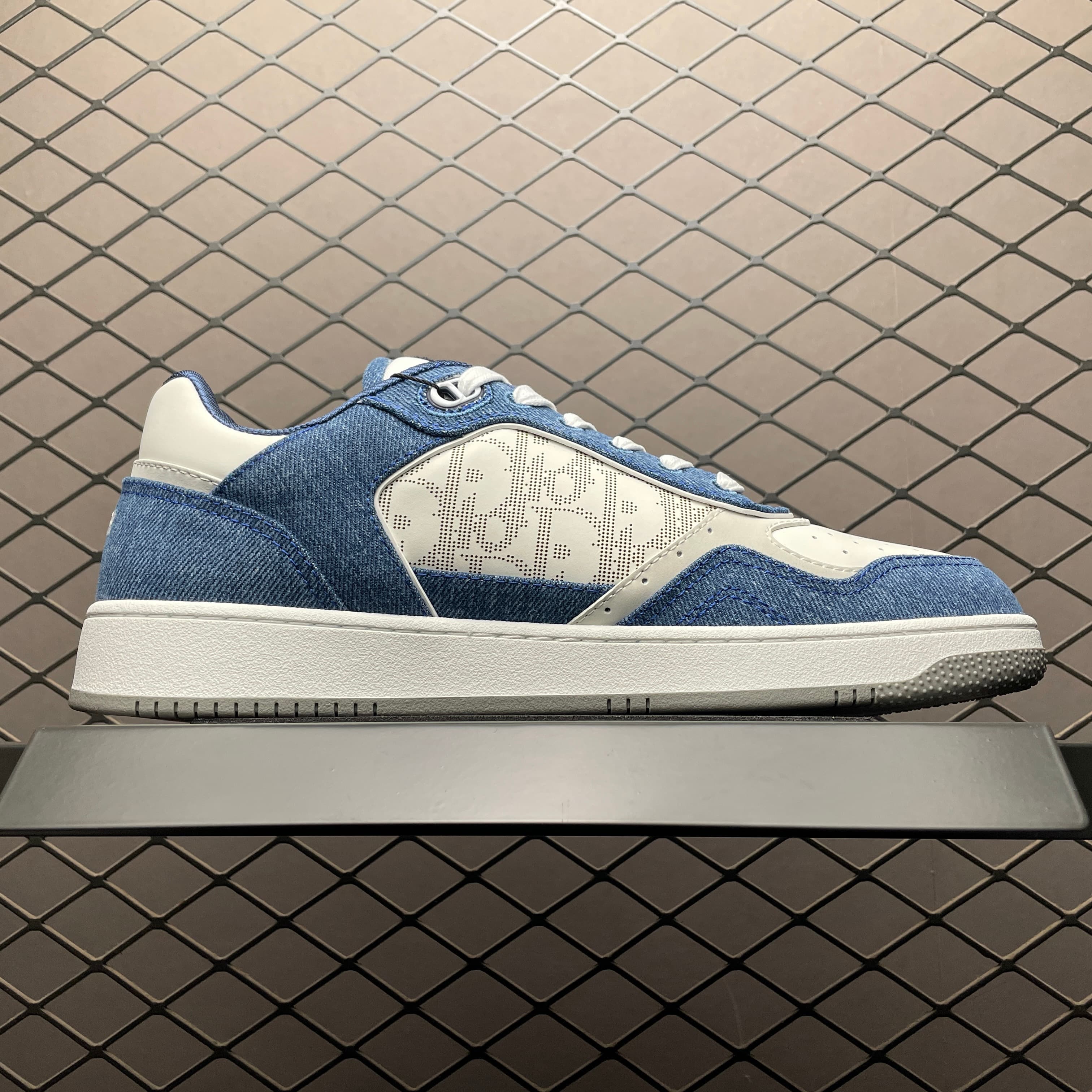 DR B27 sneaker