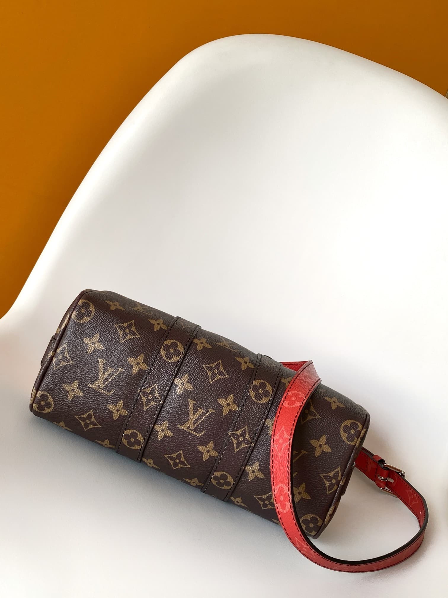 L X V Keepall Bandoulière 25 M28074 Size:25x15x11cm