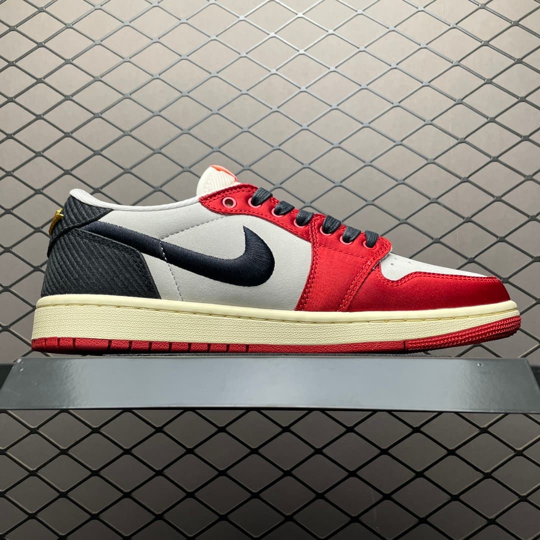 JRD 1 Retro Low OG Trophy Room Away FN0432-100