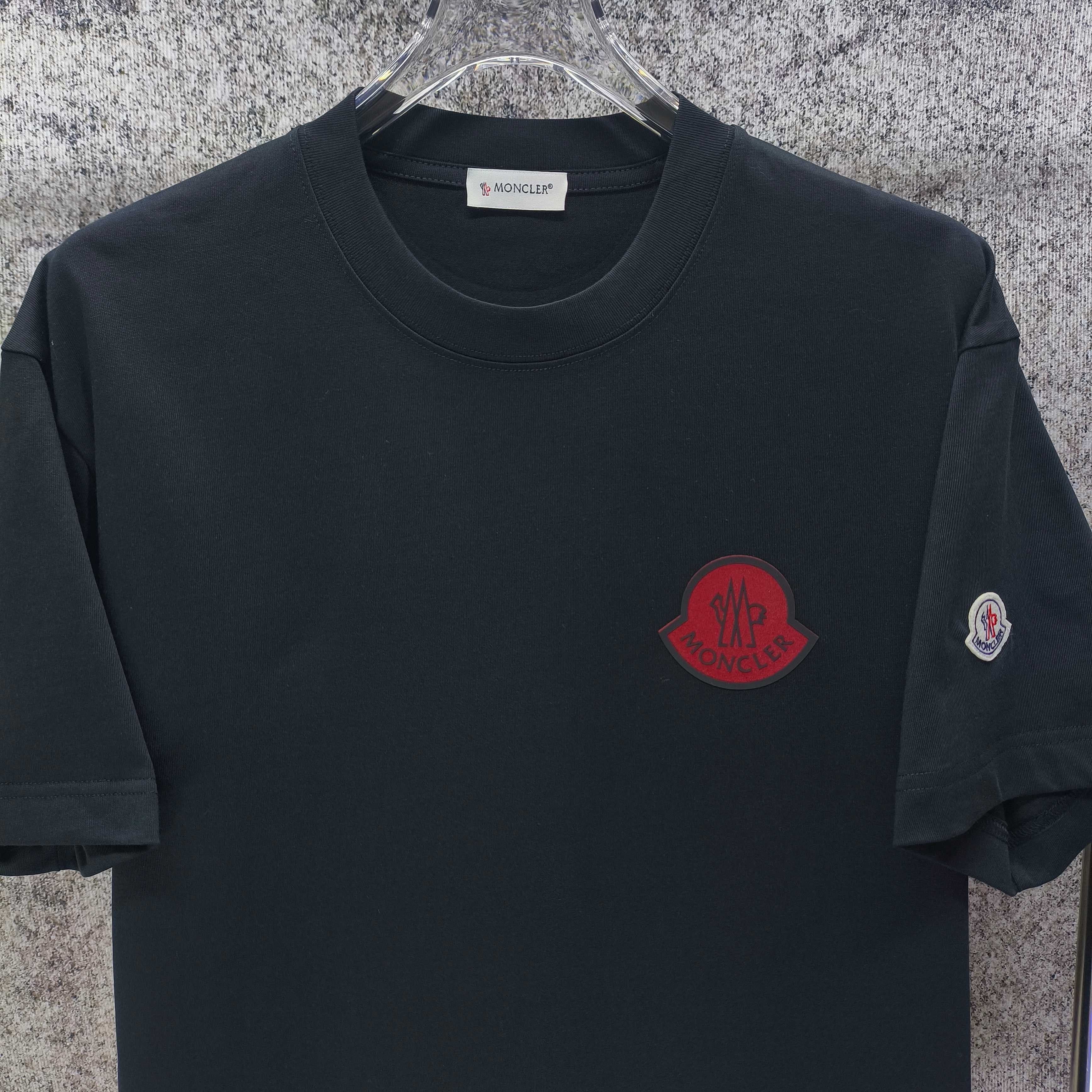 MONC T-Shirt
