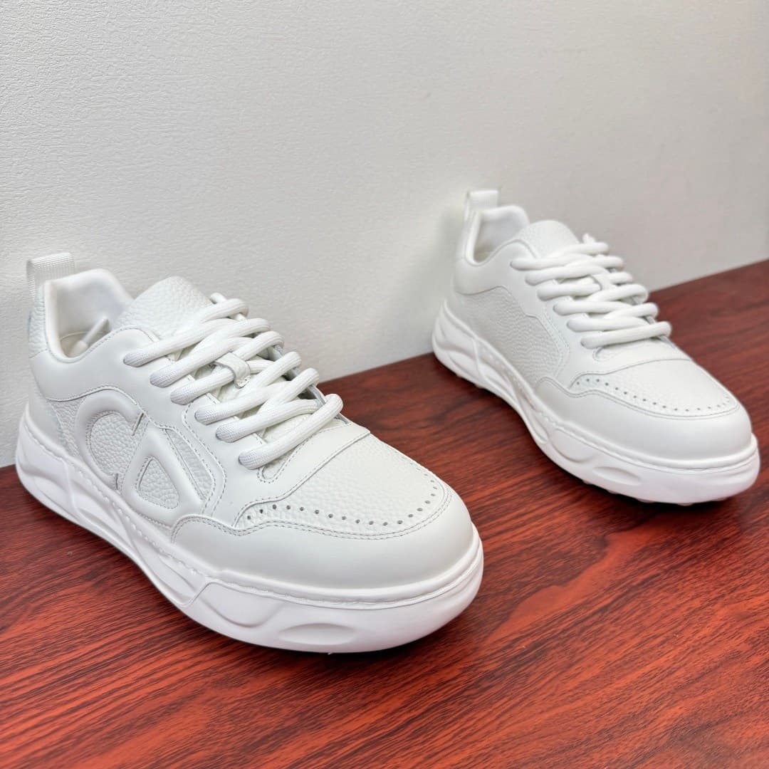 DR Sneaker