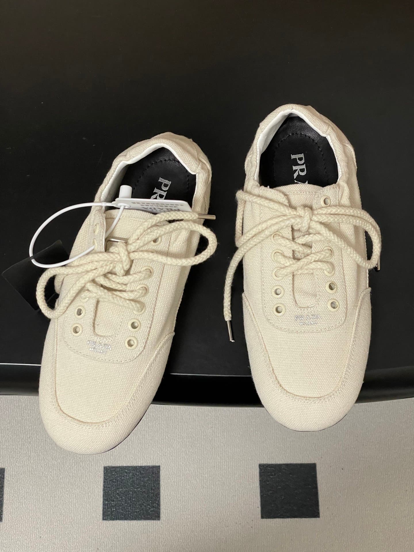 PRD sneaker(Women's style)