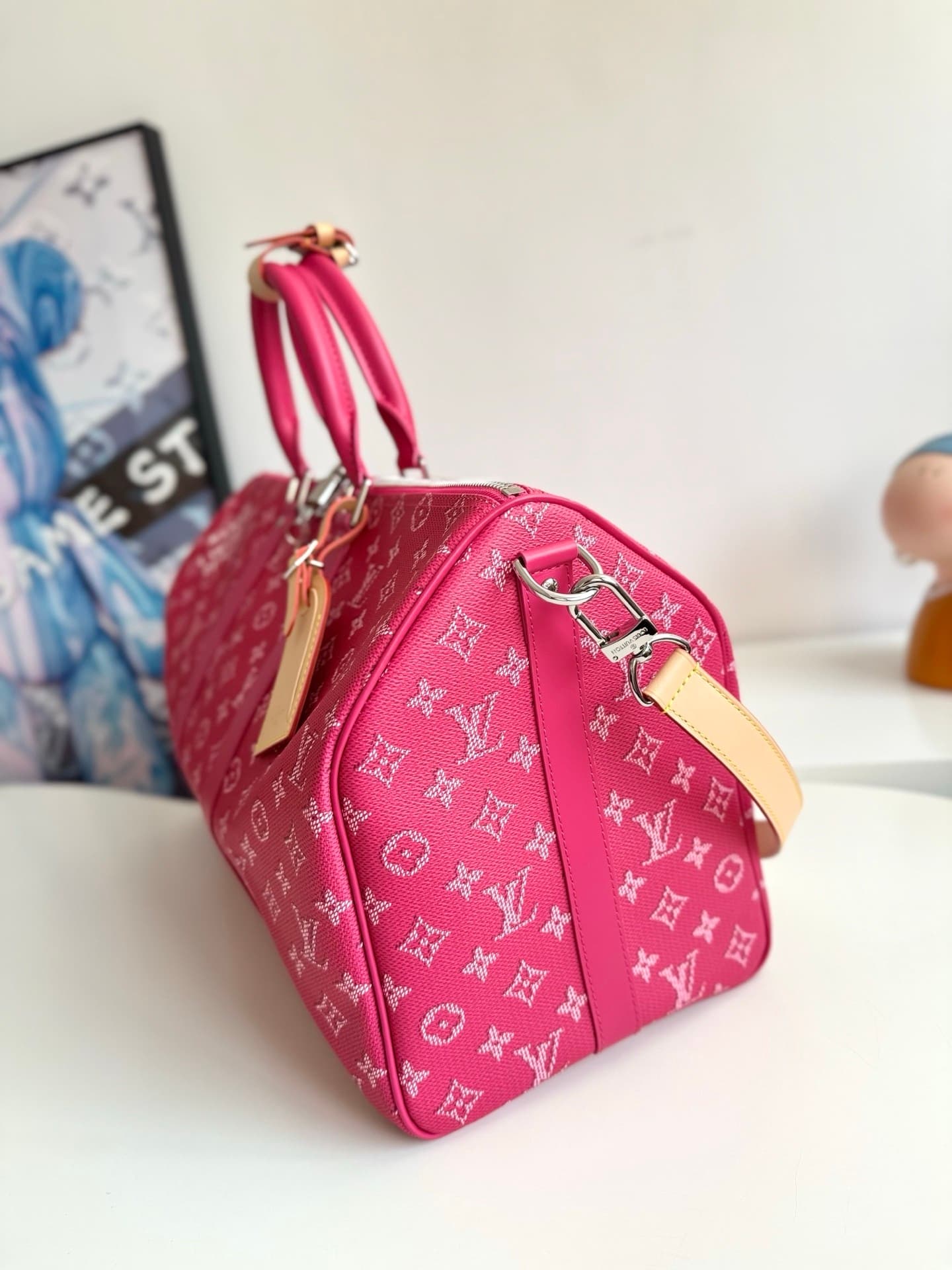 L X V travelling bag 45X27X20cm