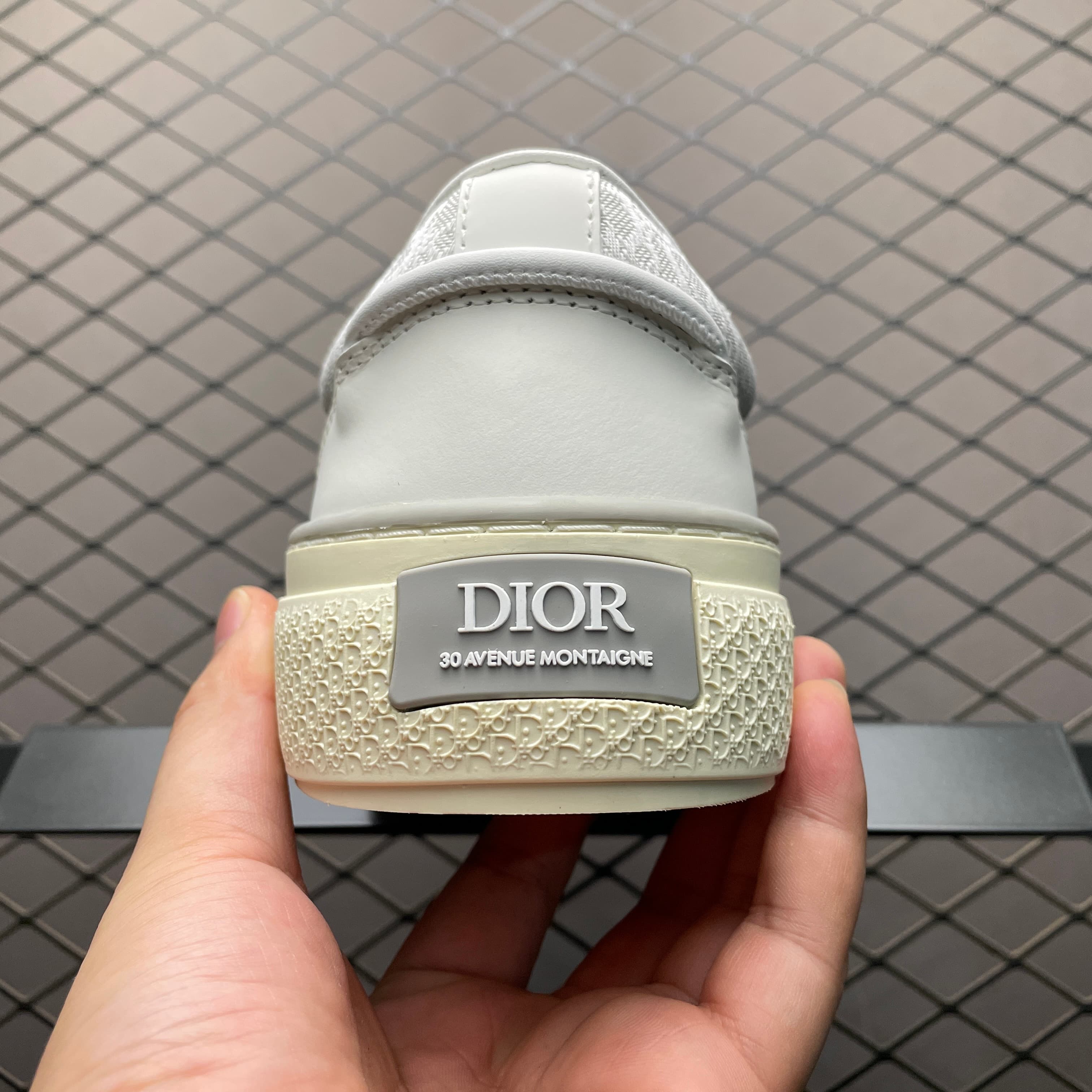 DR x DT B33 Sneaker