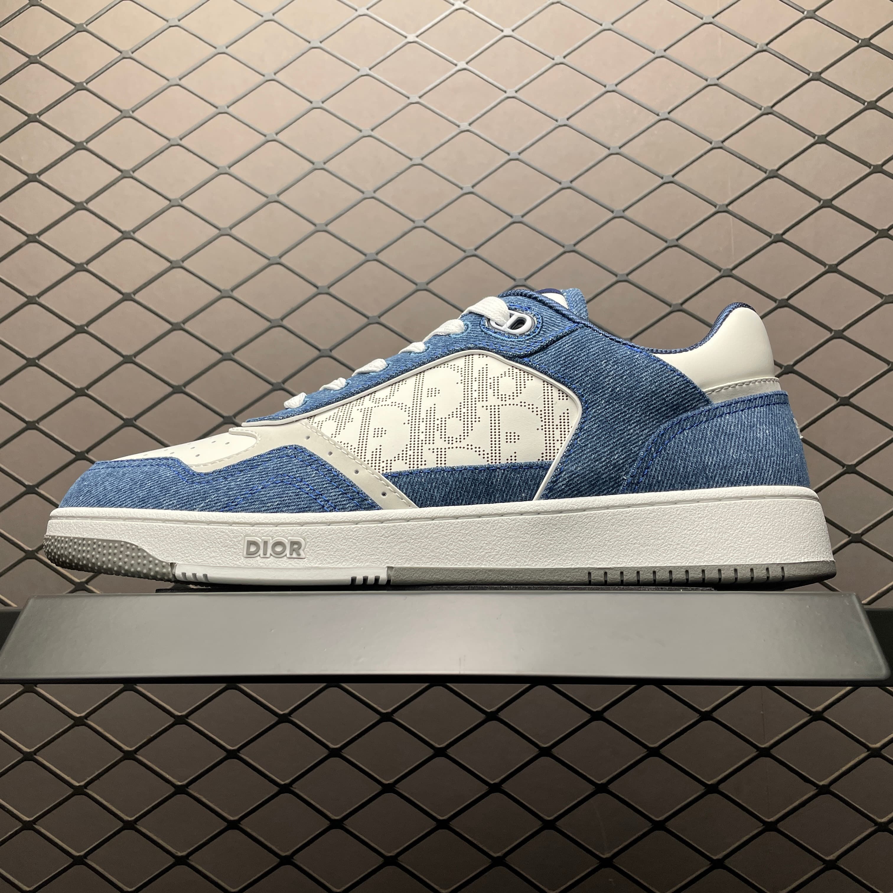 DR B27 sneaker