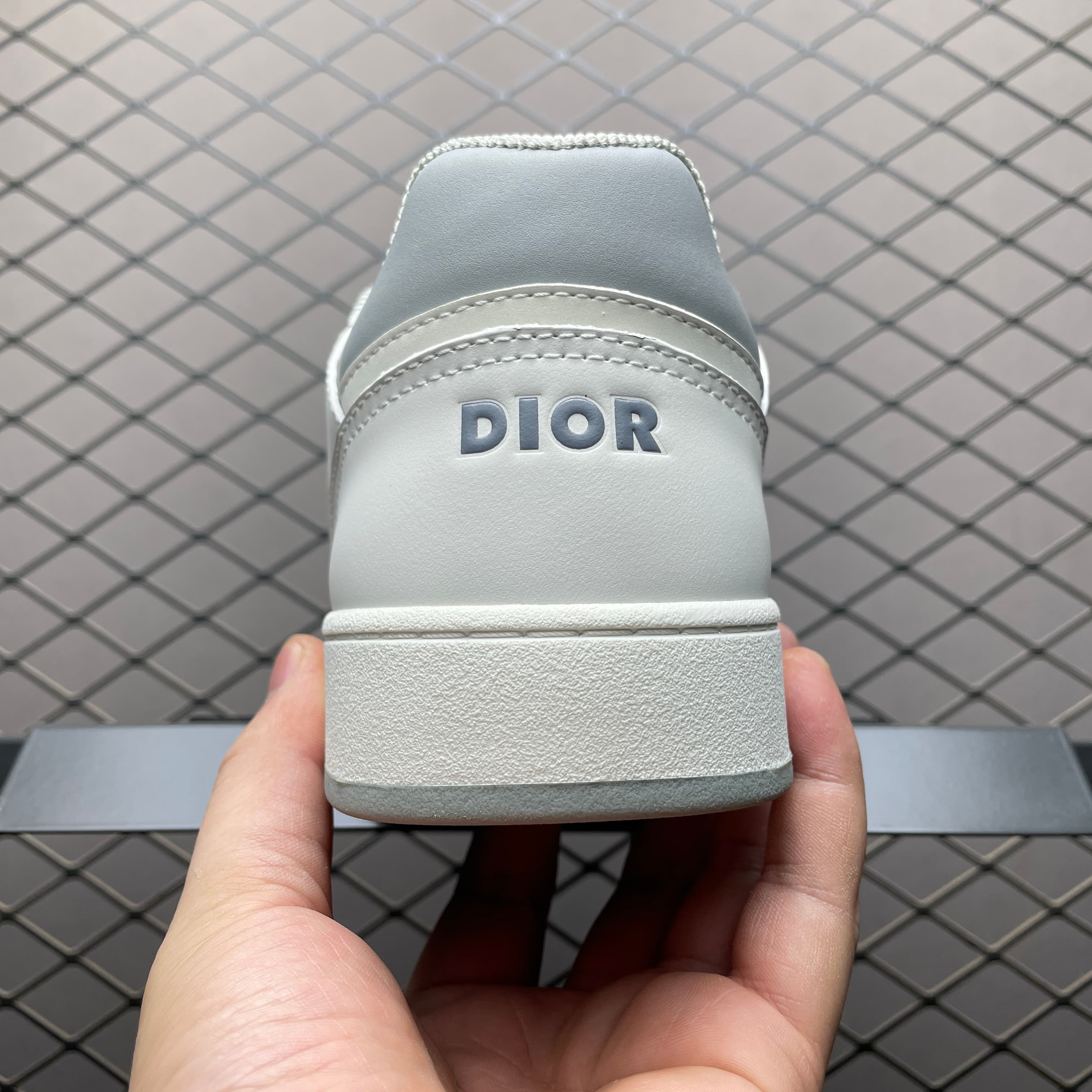 DR B27 Sneaker