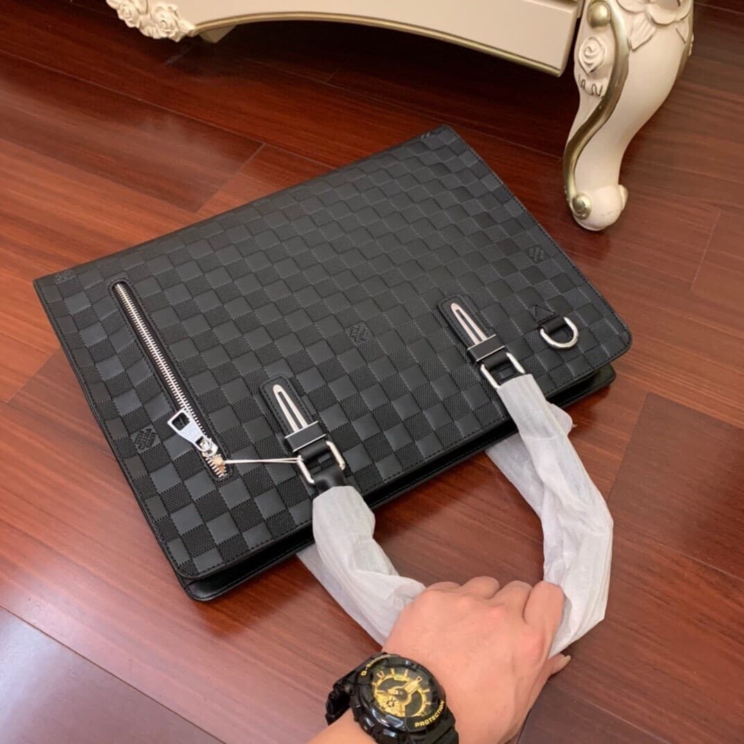 L X V Briefcase 39x30x8cm
