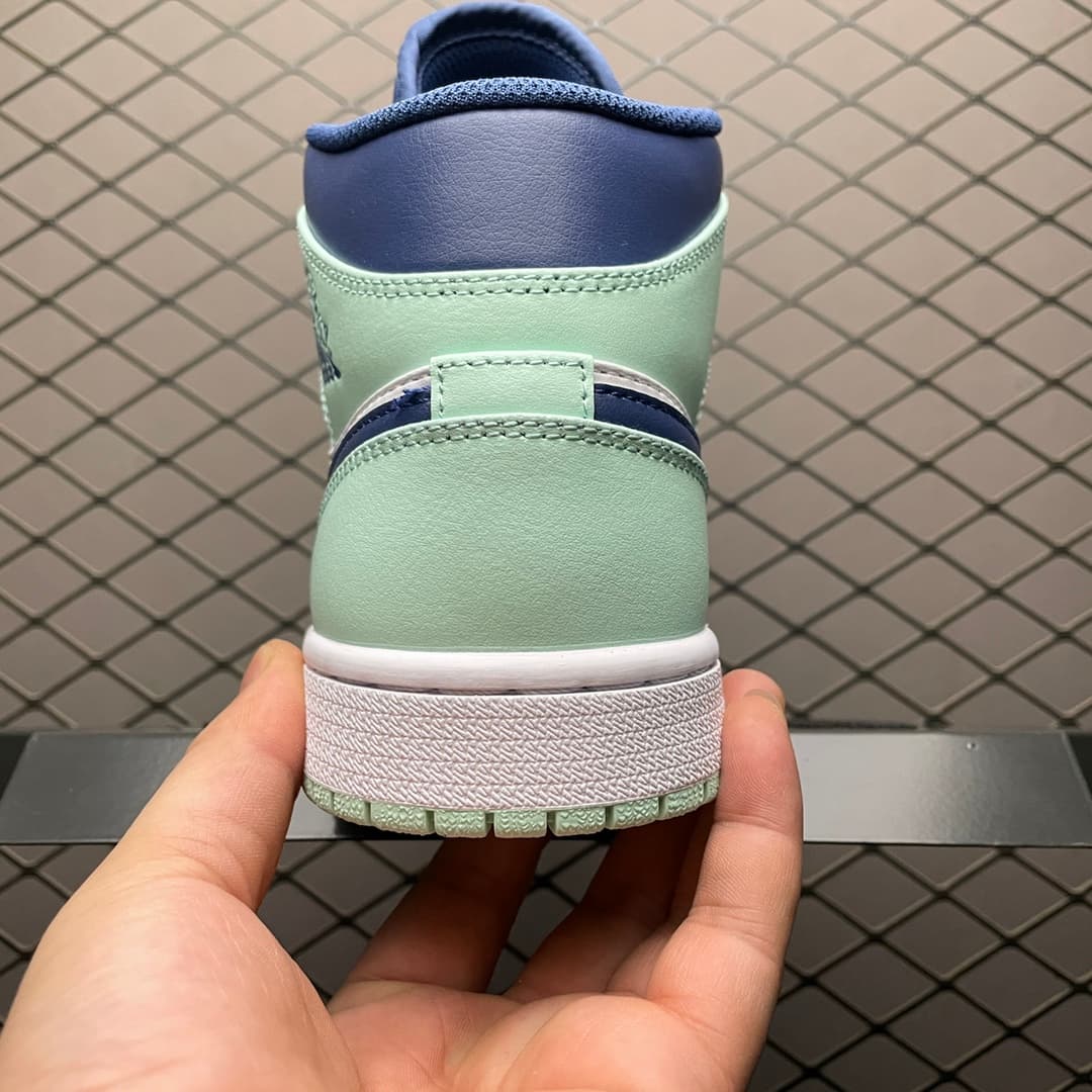 JRD1 Mid Mystic Navy Mint Foam 554724-413