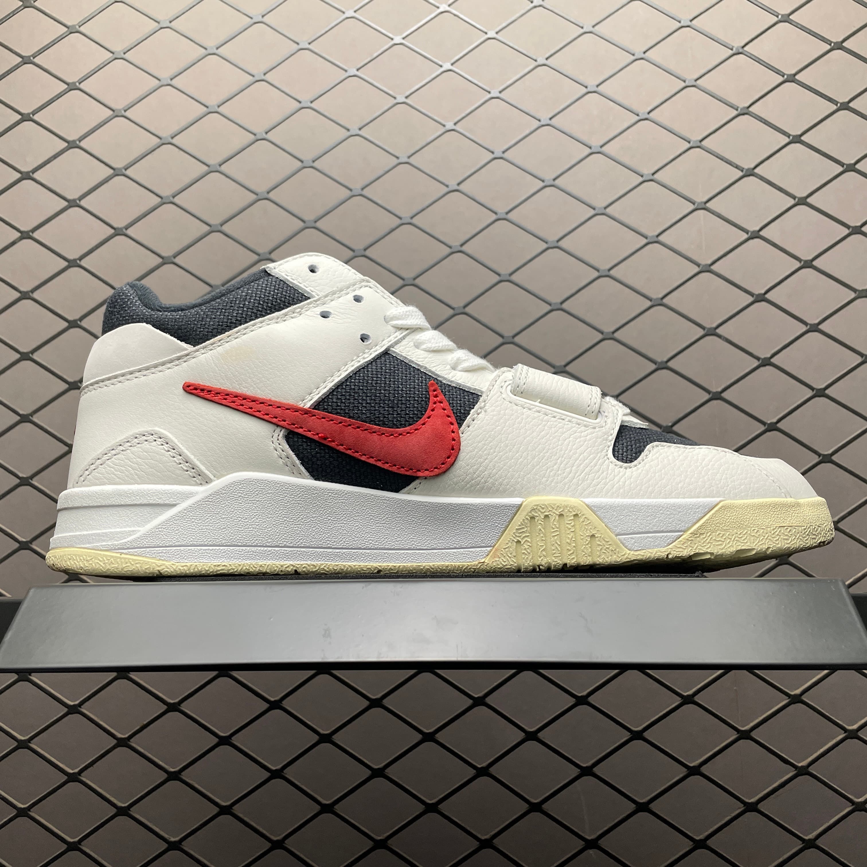 JRD Jumpman Jack TR Travis Scott 2 FZ8117-101