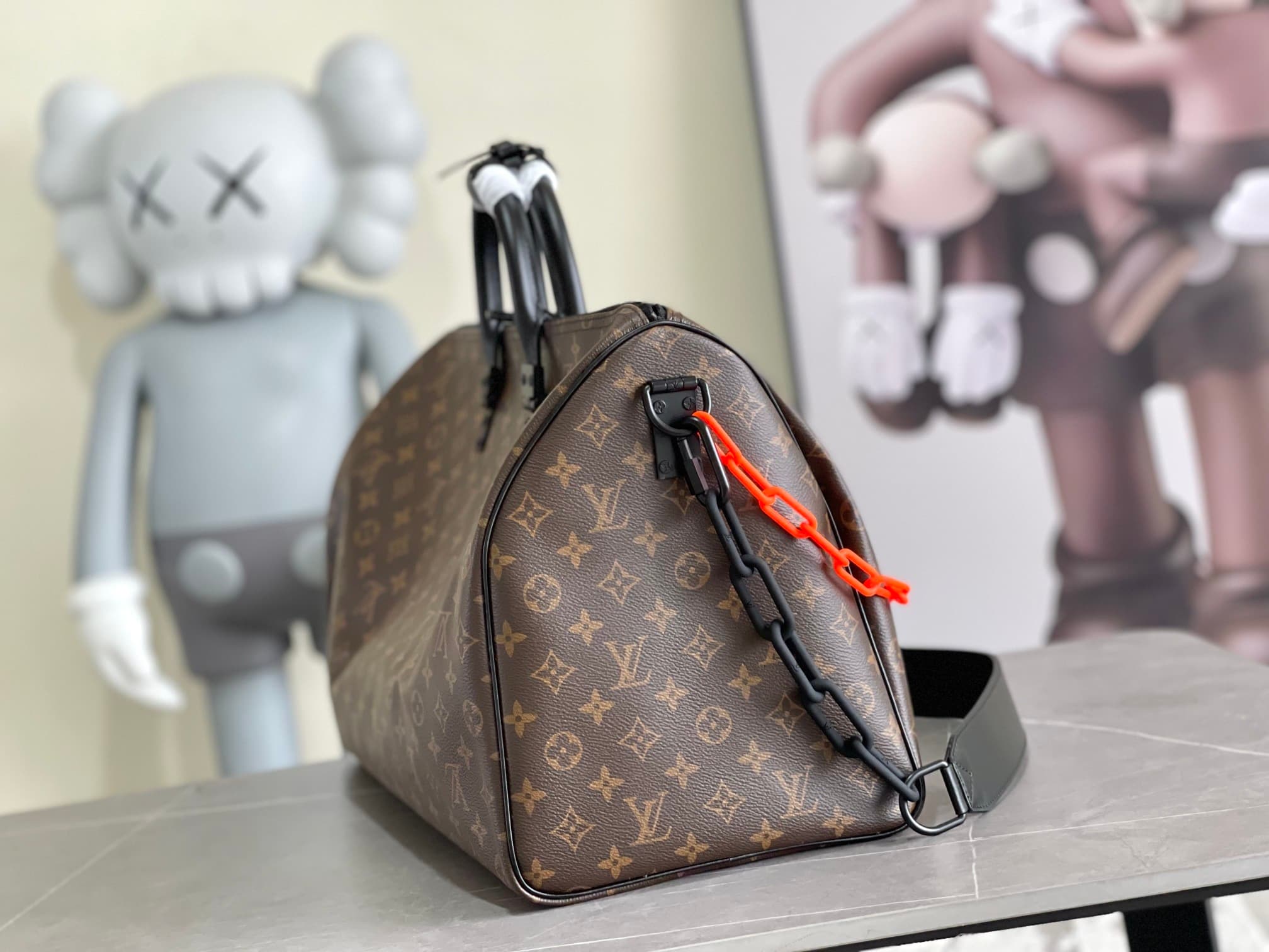 L X V Travelling bag 50x29x23cm