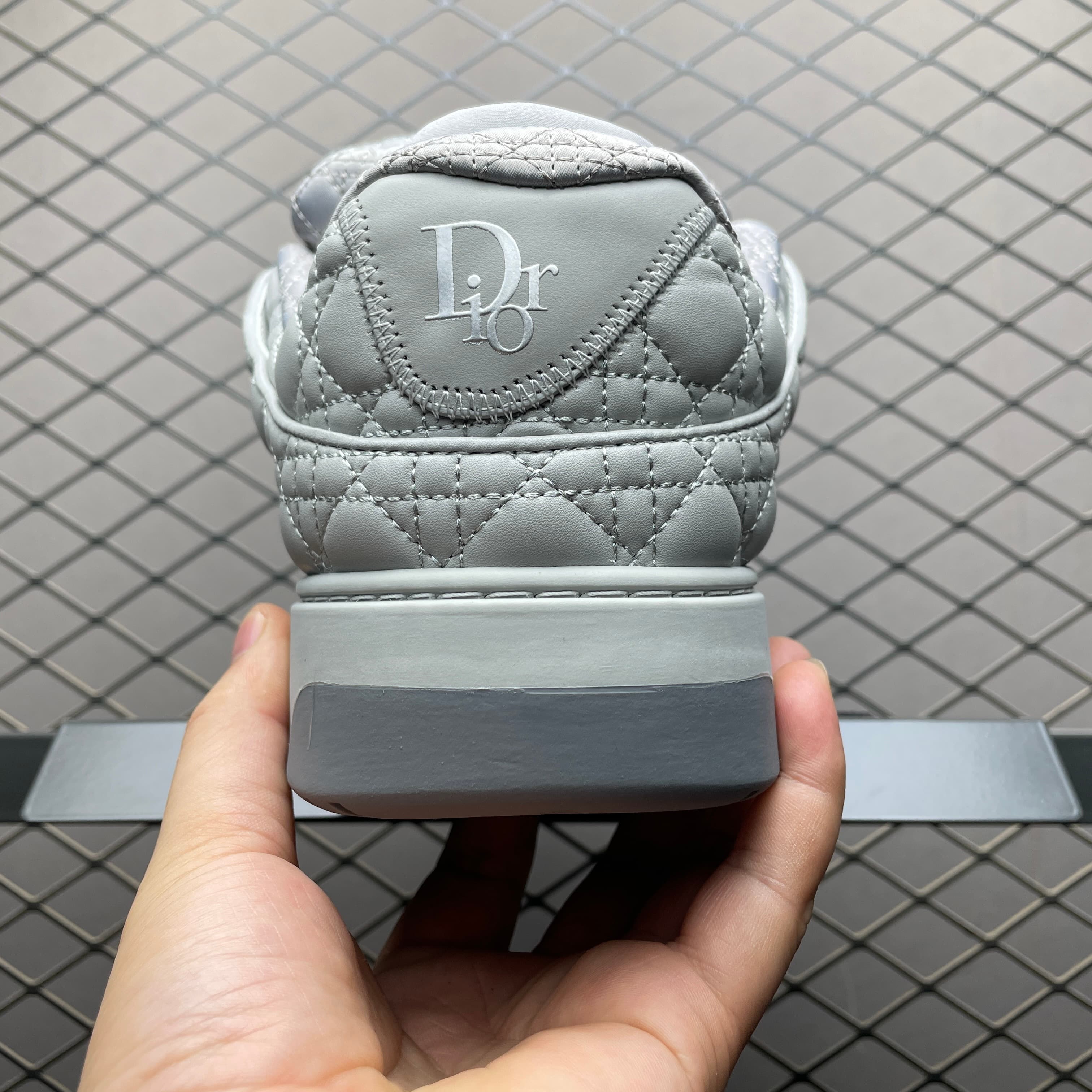 DR B9S Sneaker