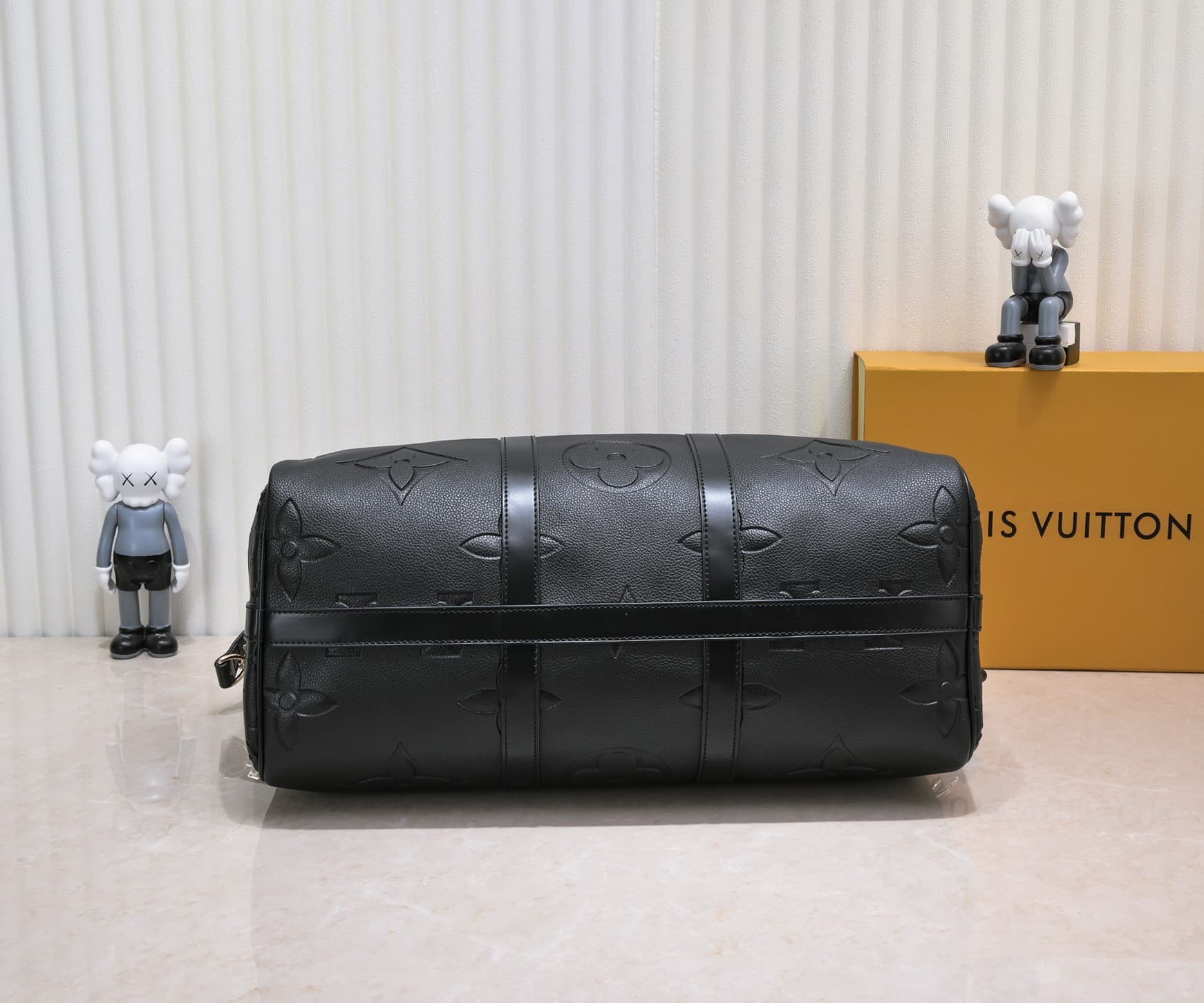 L X V Keepall Travelling bag N44810 Size:45x27x20cm