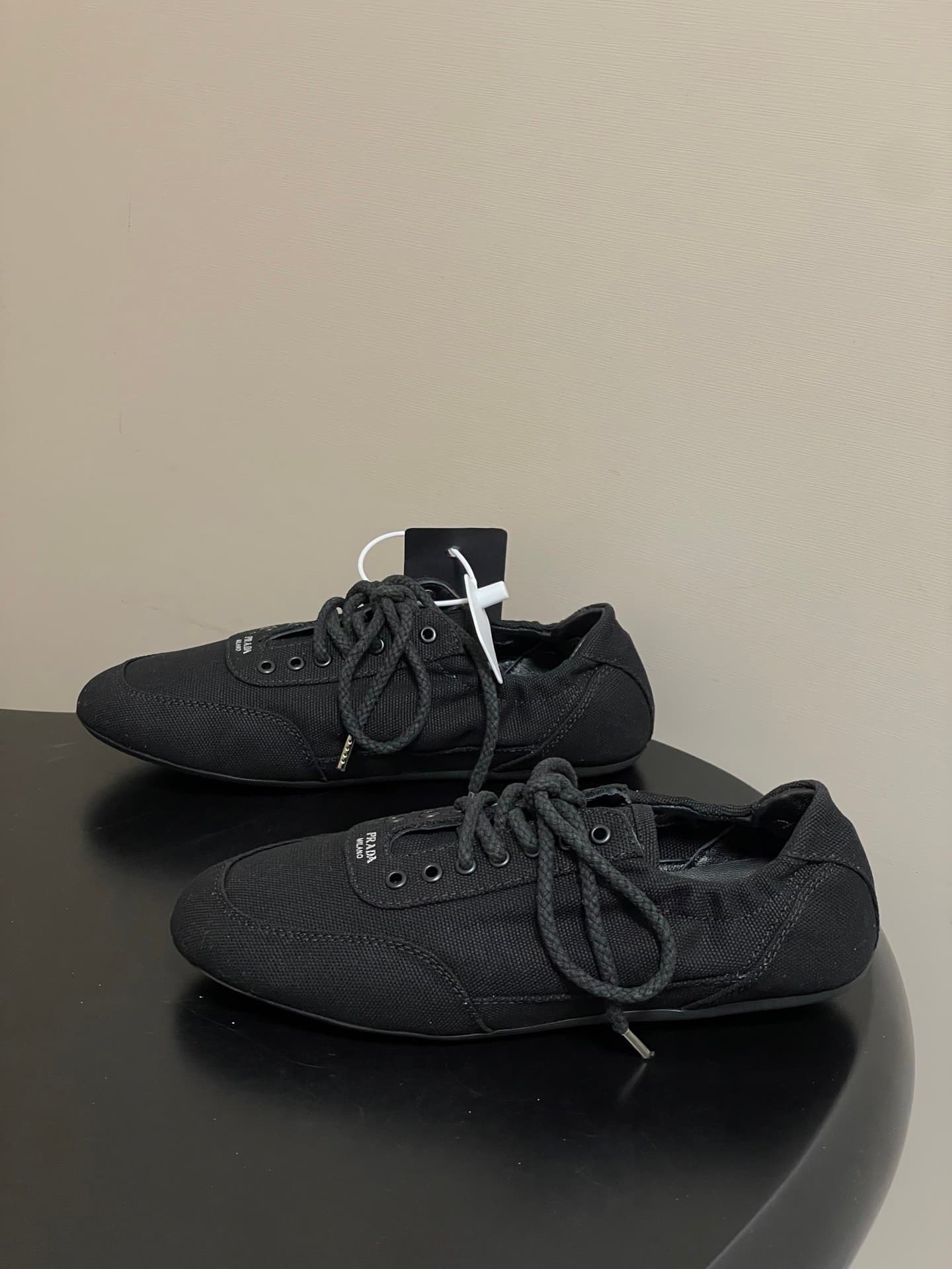 PRD sneaker(Women's style)