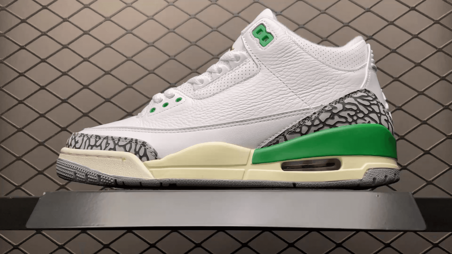 JRD 3 Retro Lucky Green CK9246-136