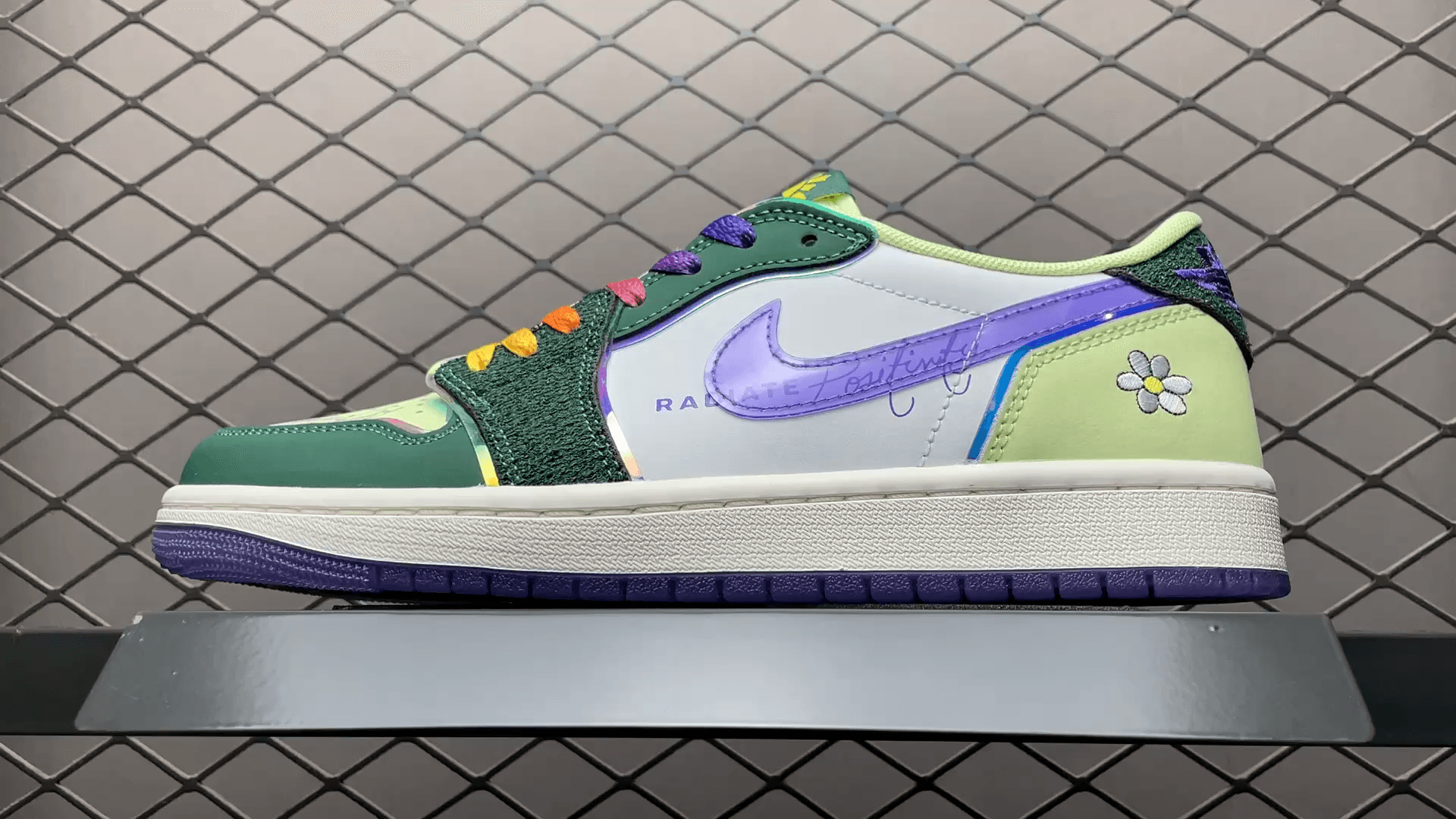JRD 1 Retro Low OG Doernbecher FD9665-351